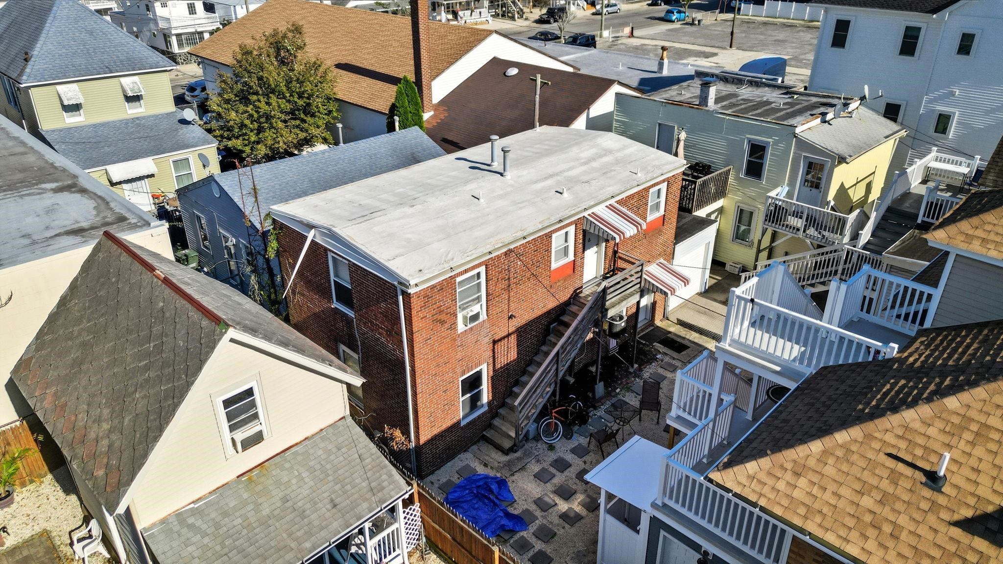 119 E Garfield Avenue