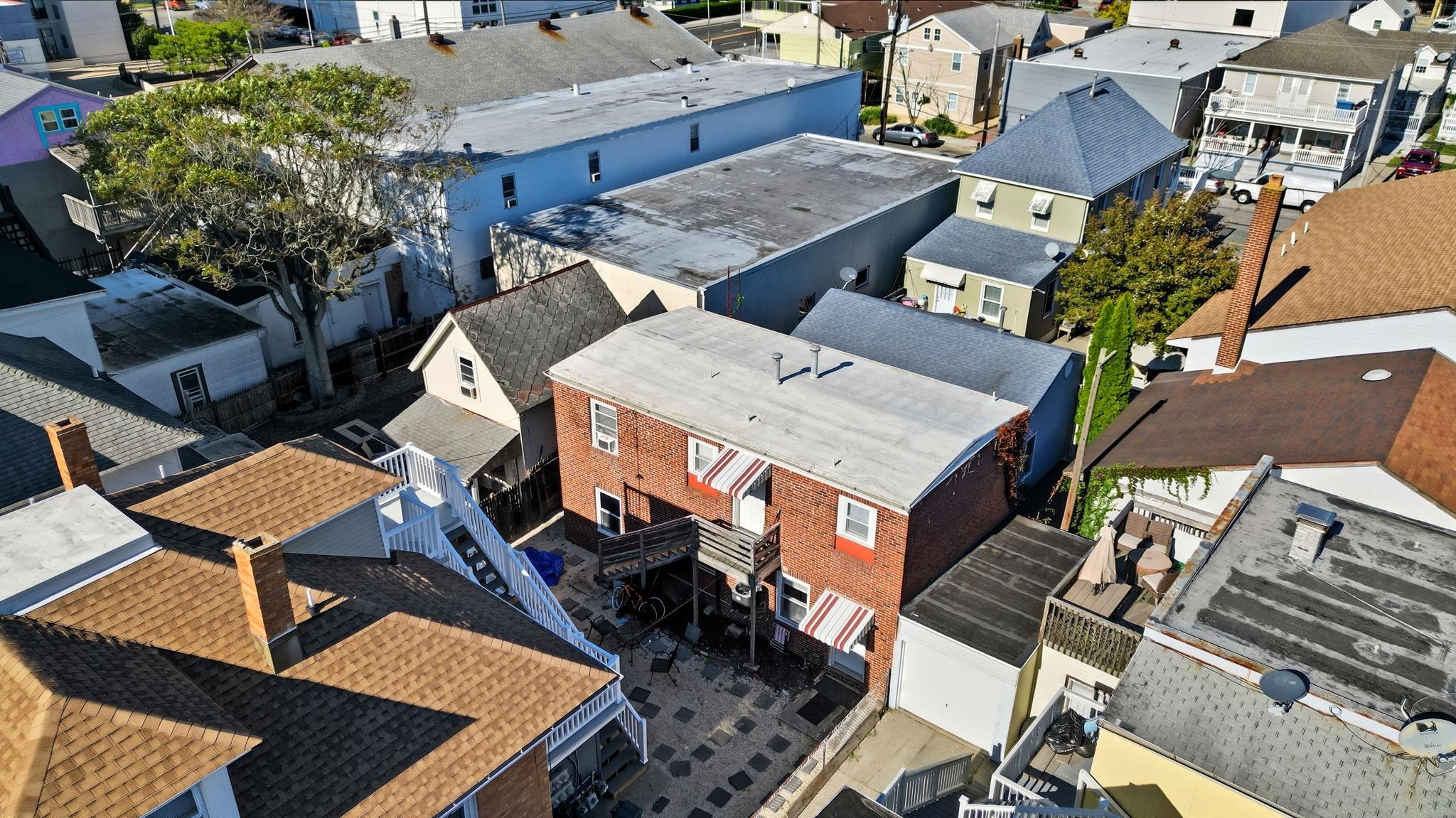 119 E Garfield Avenue