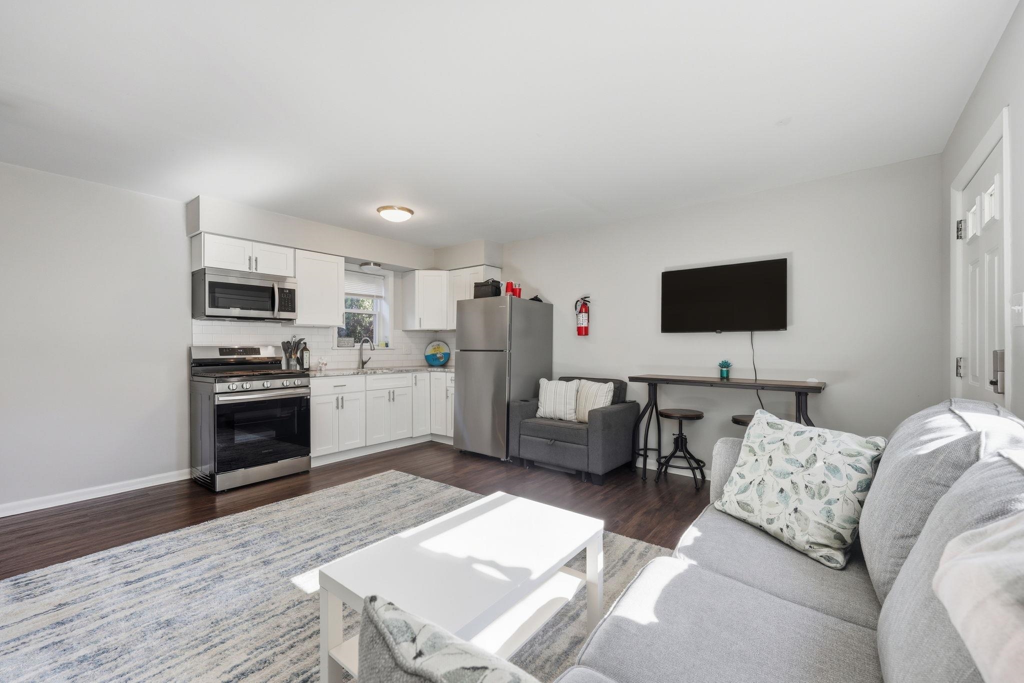 119 E Garfield Avenue - Picture 5
