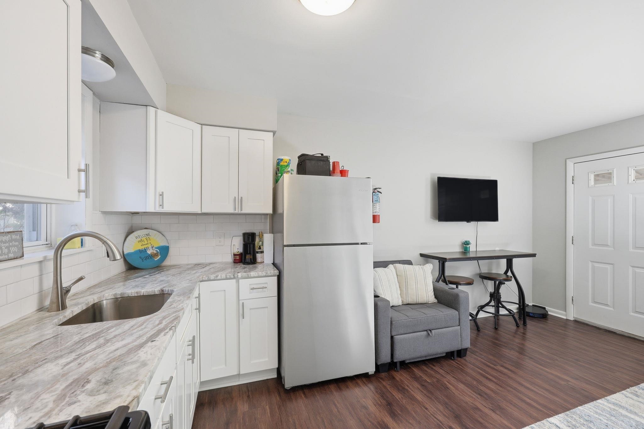 119 E Garfield Avenue - Picture 8