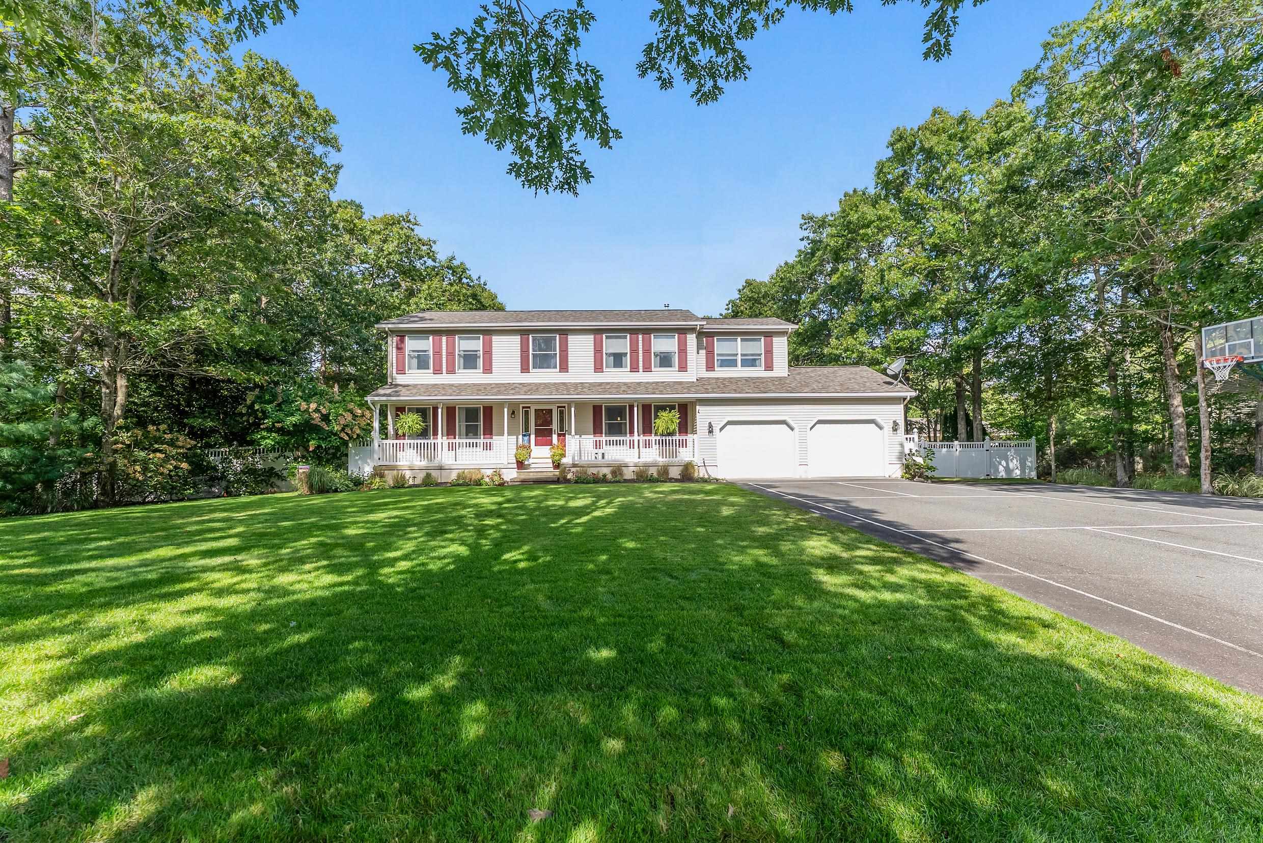 11 Laurel Ridge Road