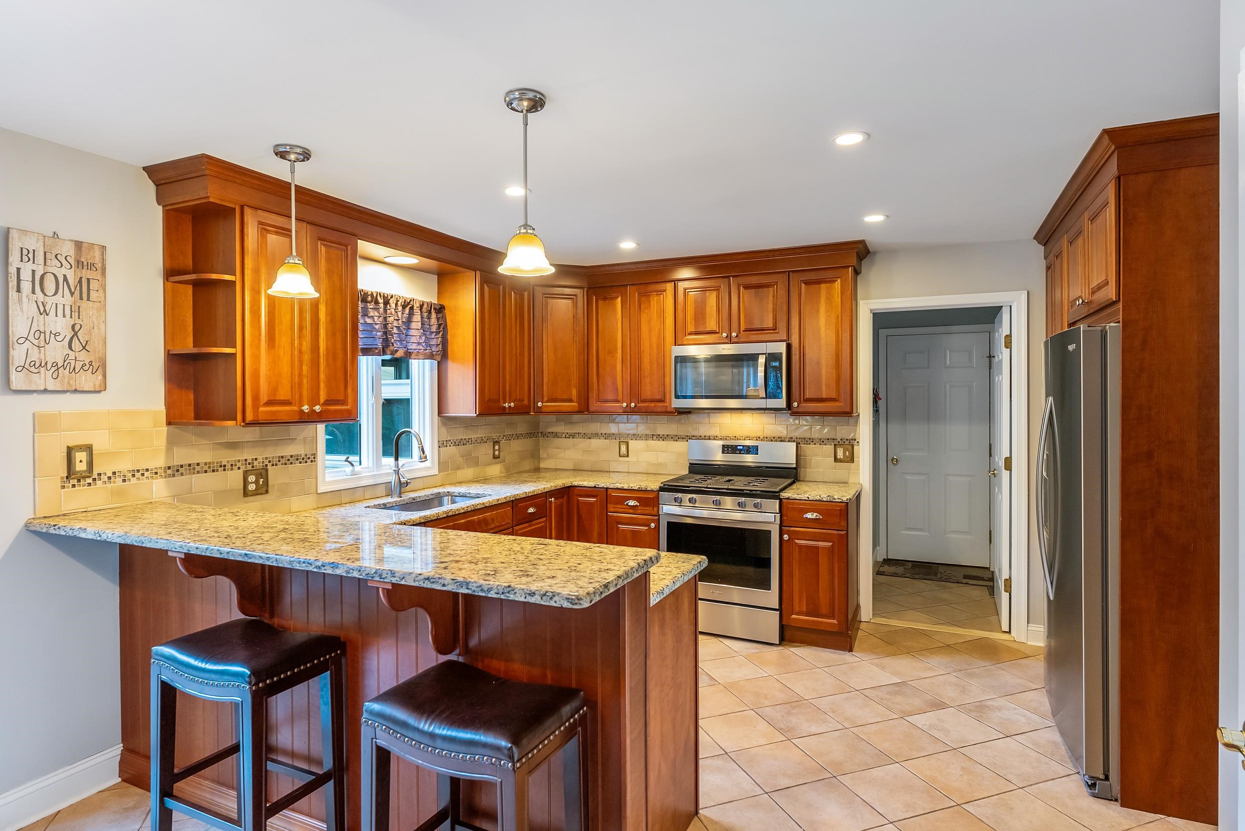 11 Laurel Ridge Road