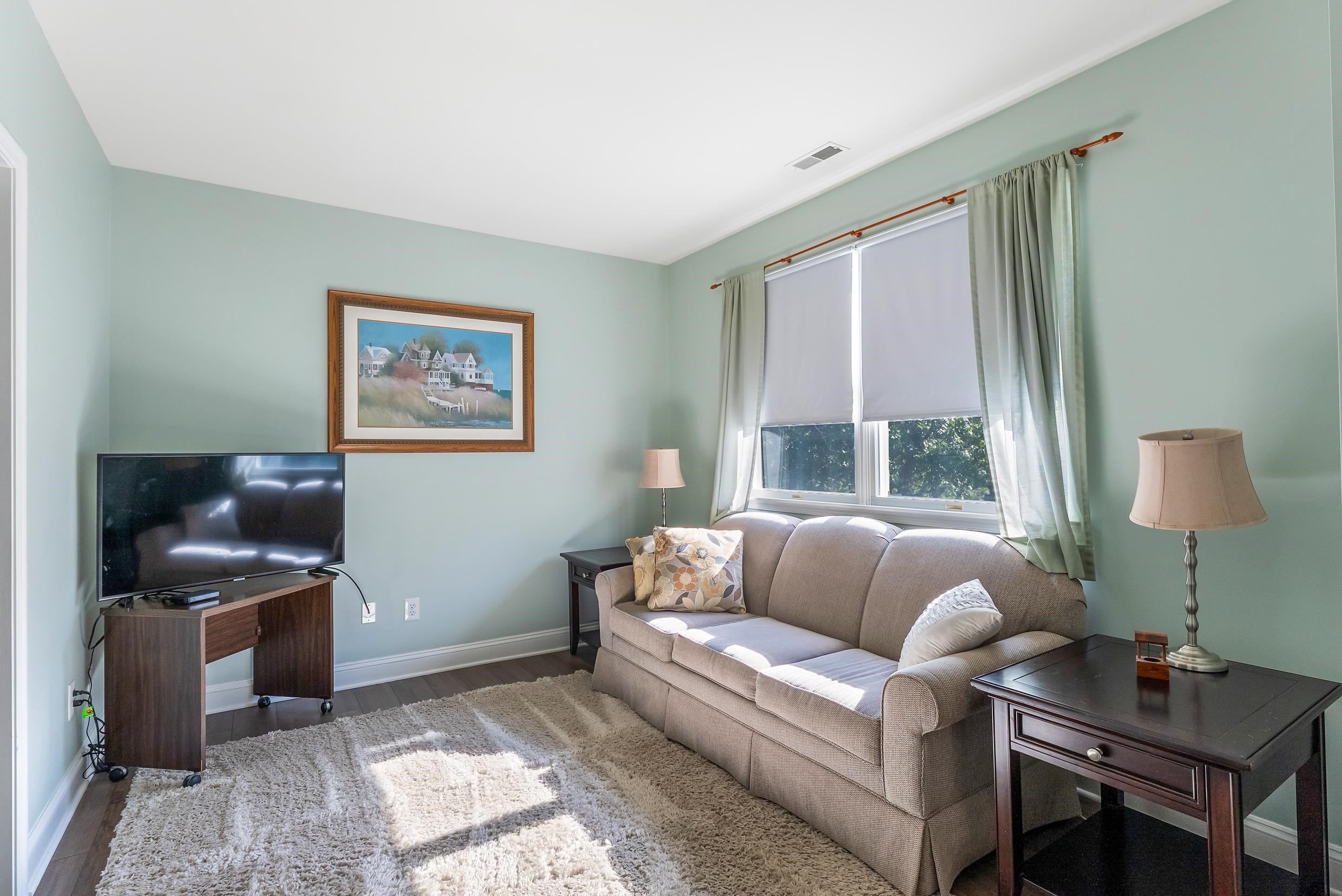11 Laurel Ridge Road
