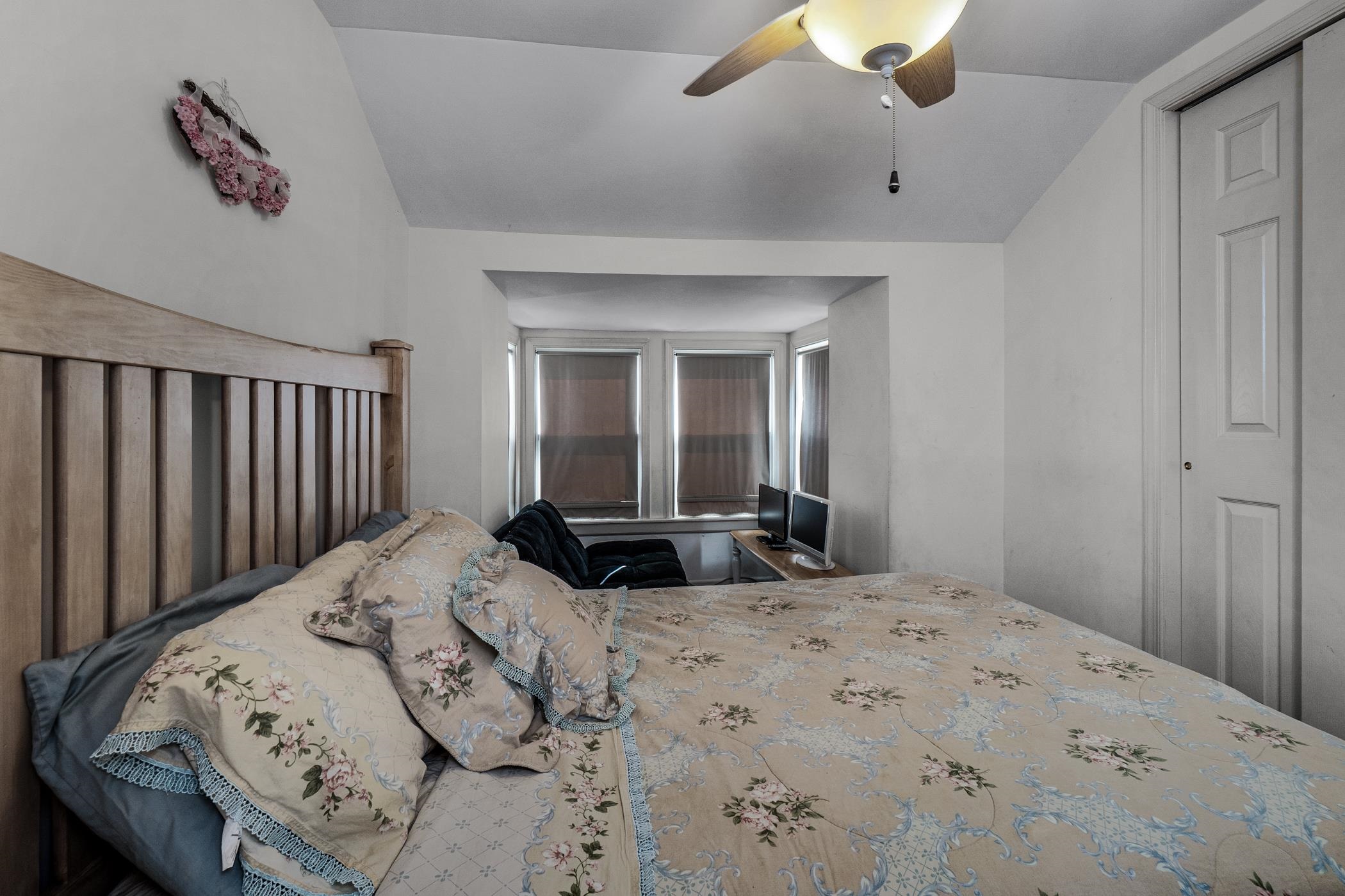 223 W 19TH Avenue