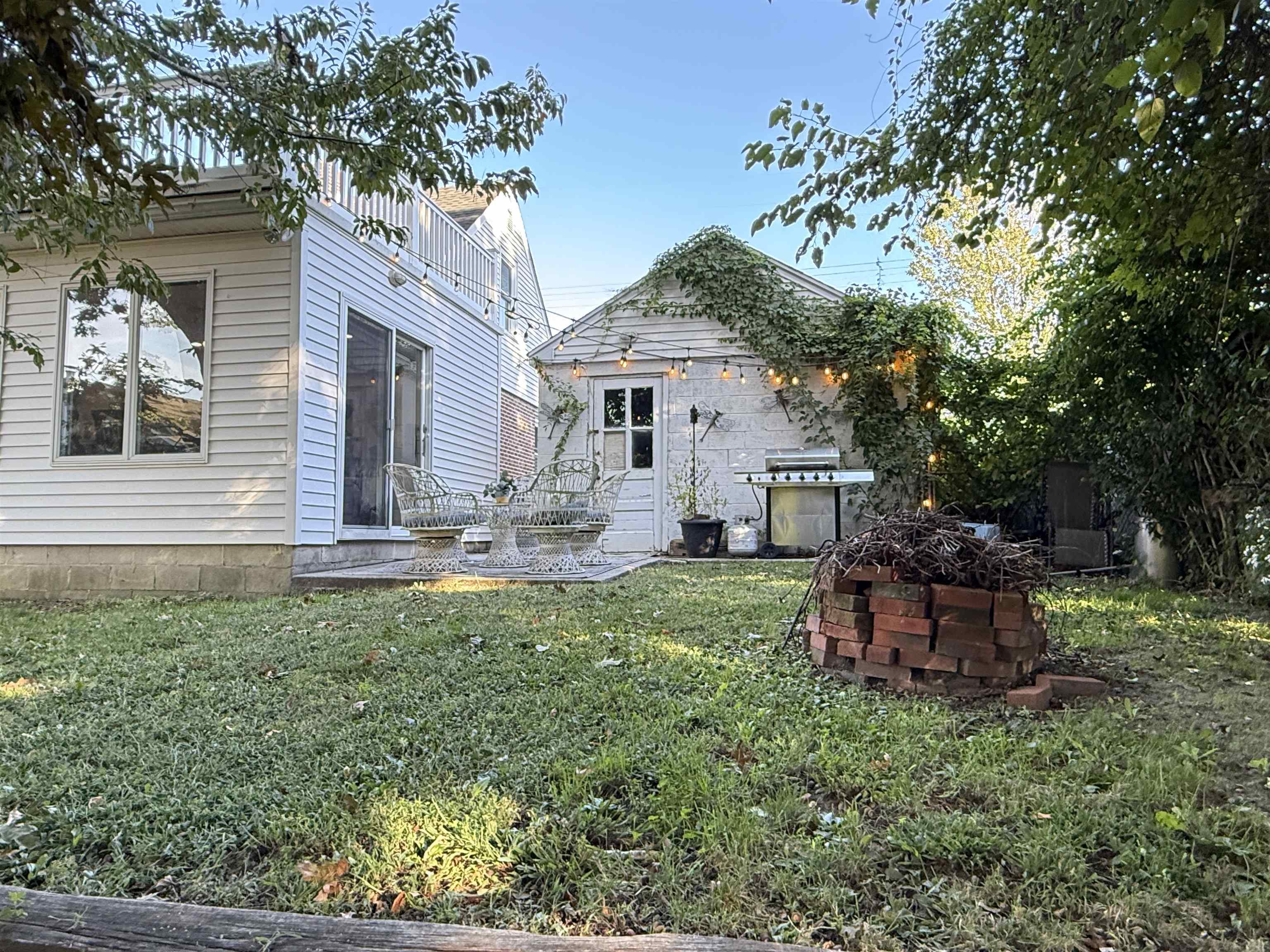 605 Shore Road