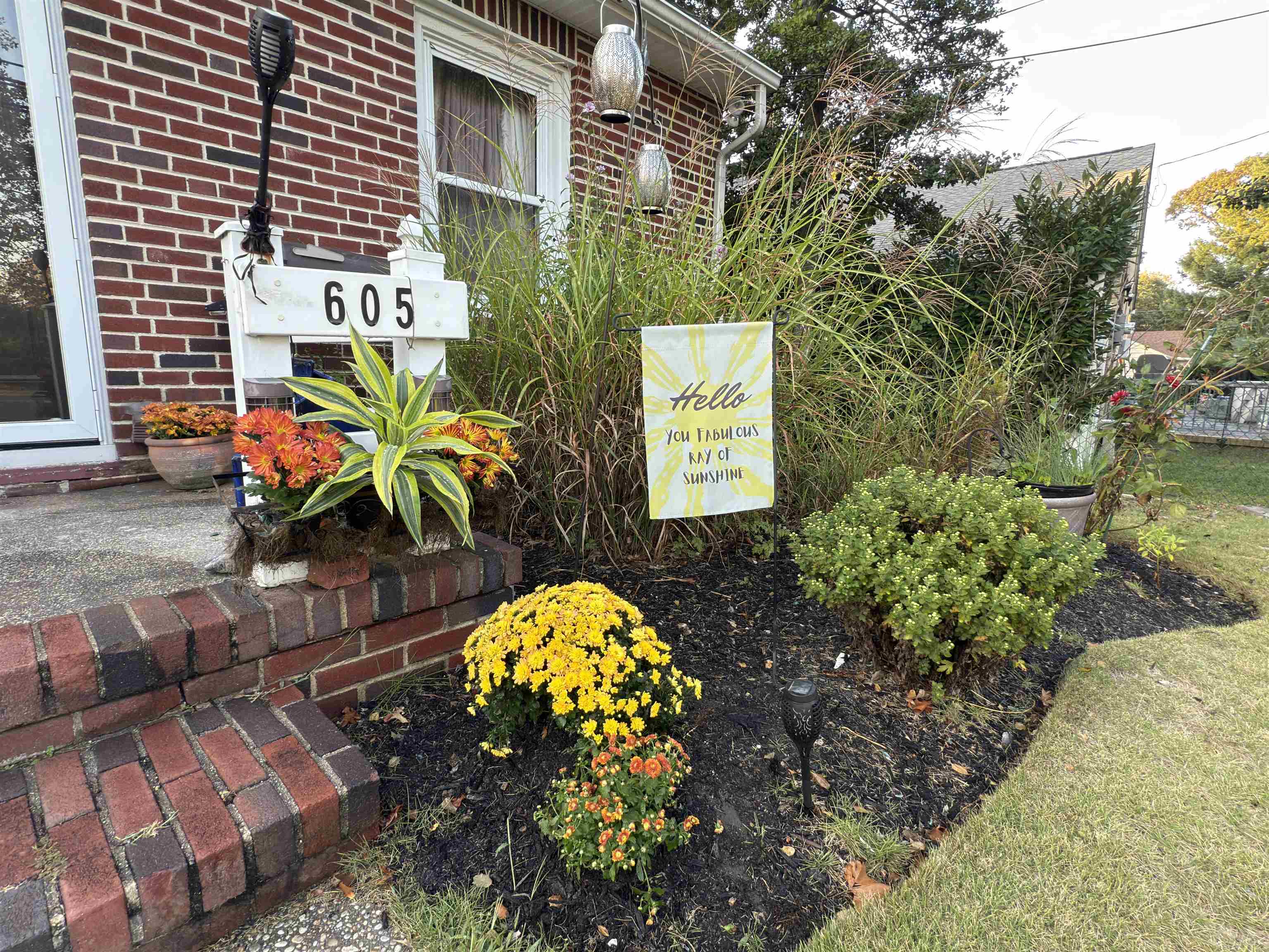 605 Shore Road