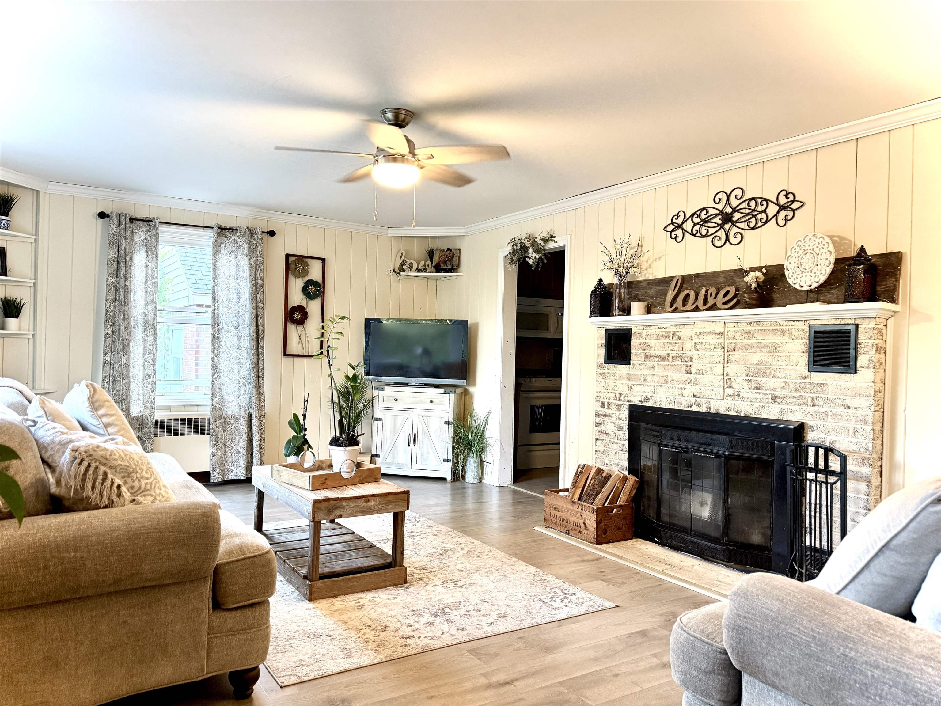 605 Shore Road