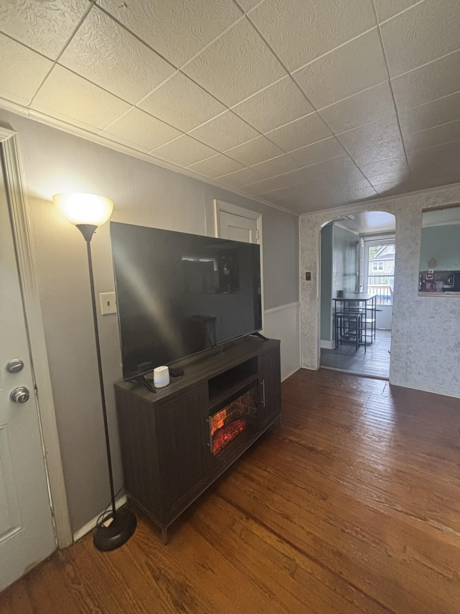 18 Ellery Road