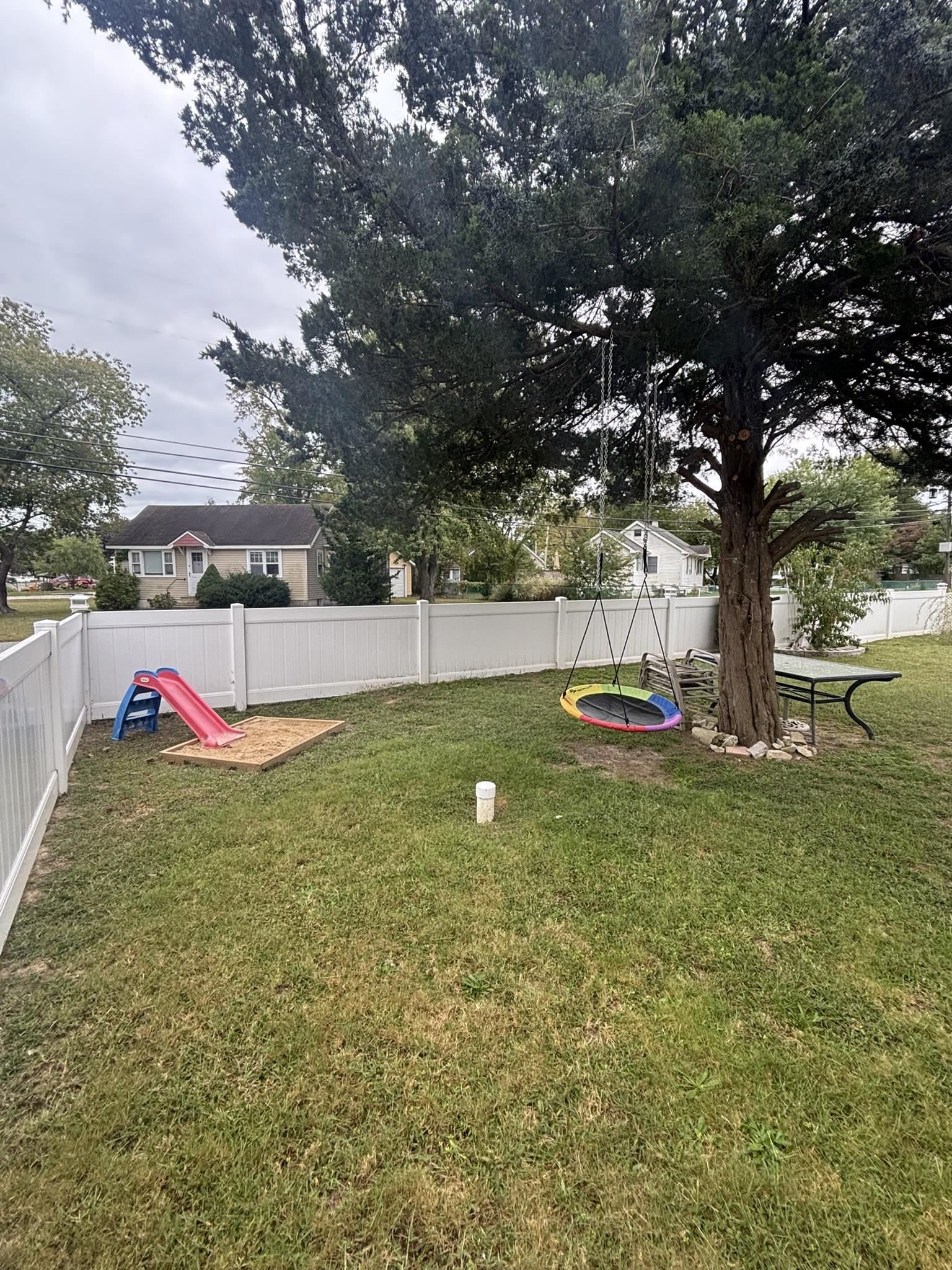 18 Ellery Road