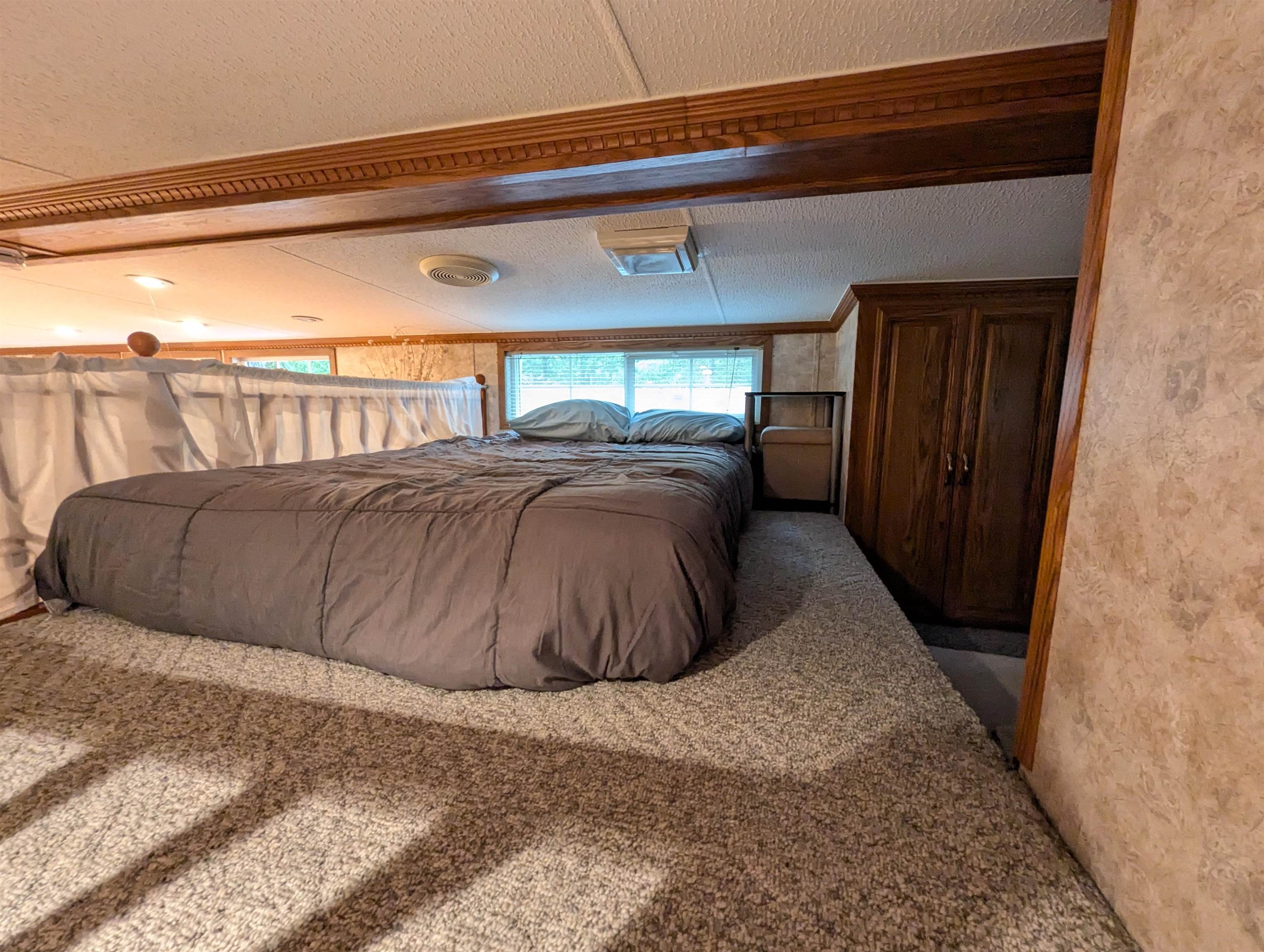 27 Cedar  - Picture 12