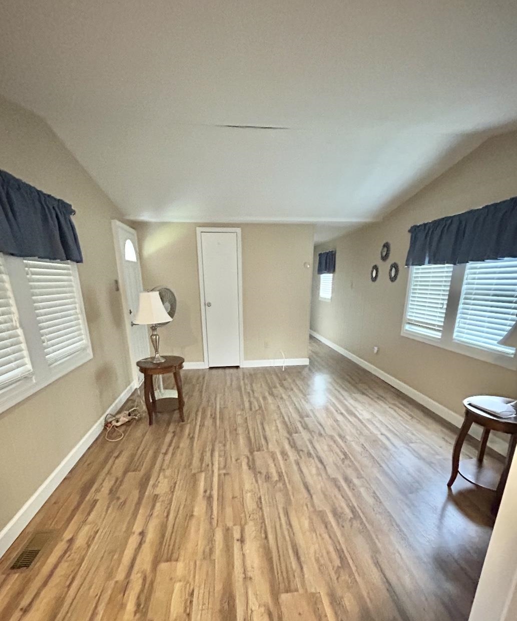 164 Maurice Boulevard Boulevard - Picture 2
