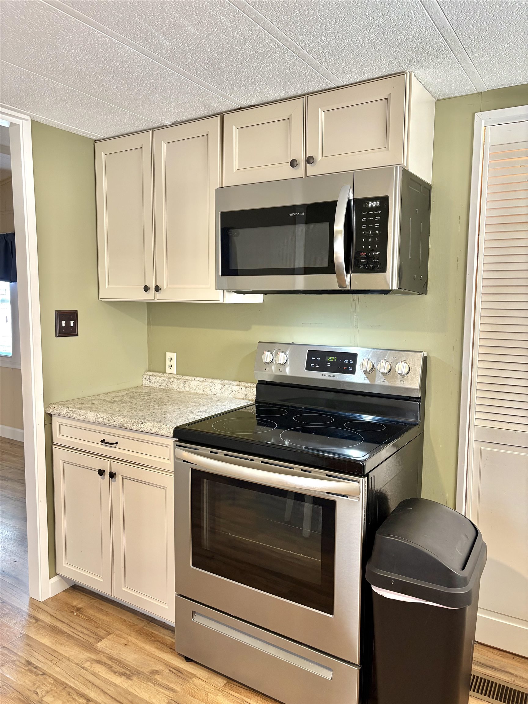 164 Maurice Boulevard Boulevard - Picture 4