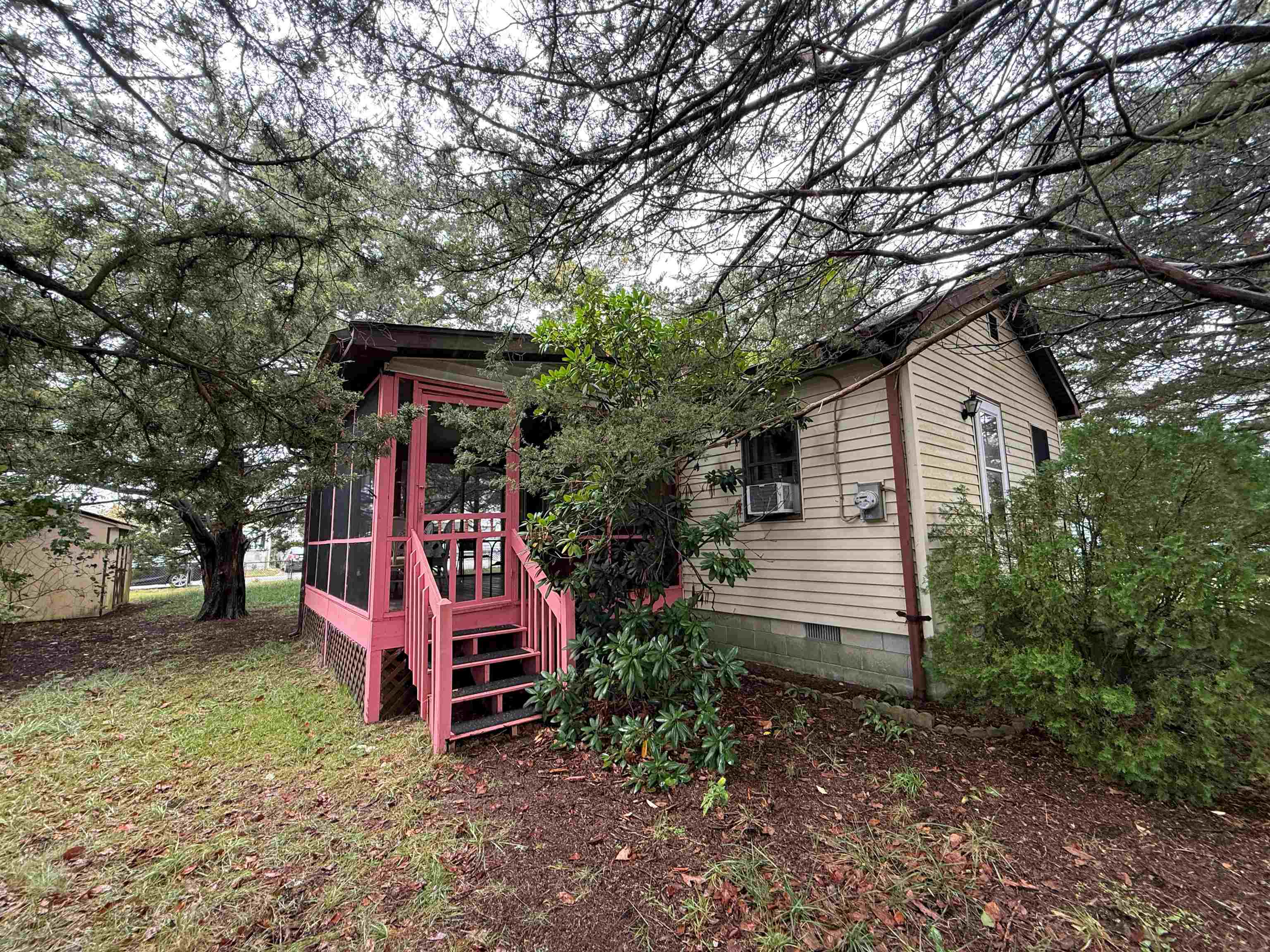 46 Woodland Avenue