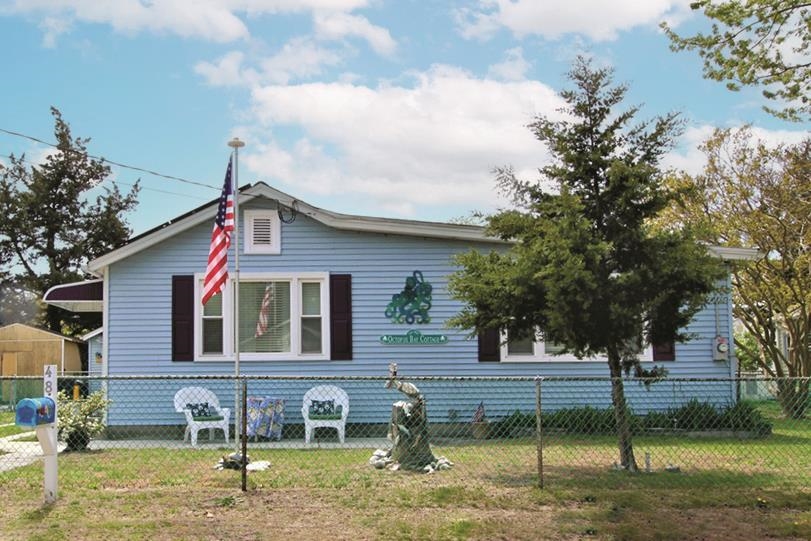 48 W Greenwood Avenue - Villas