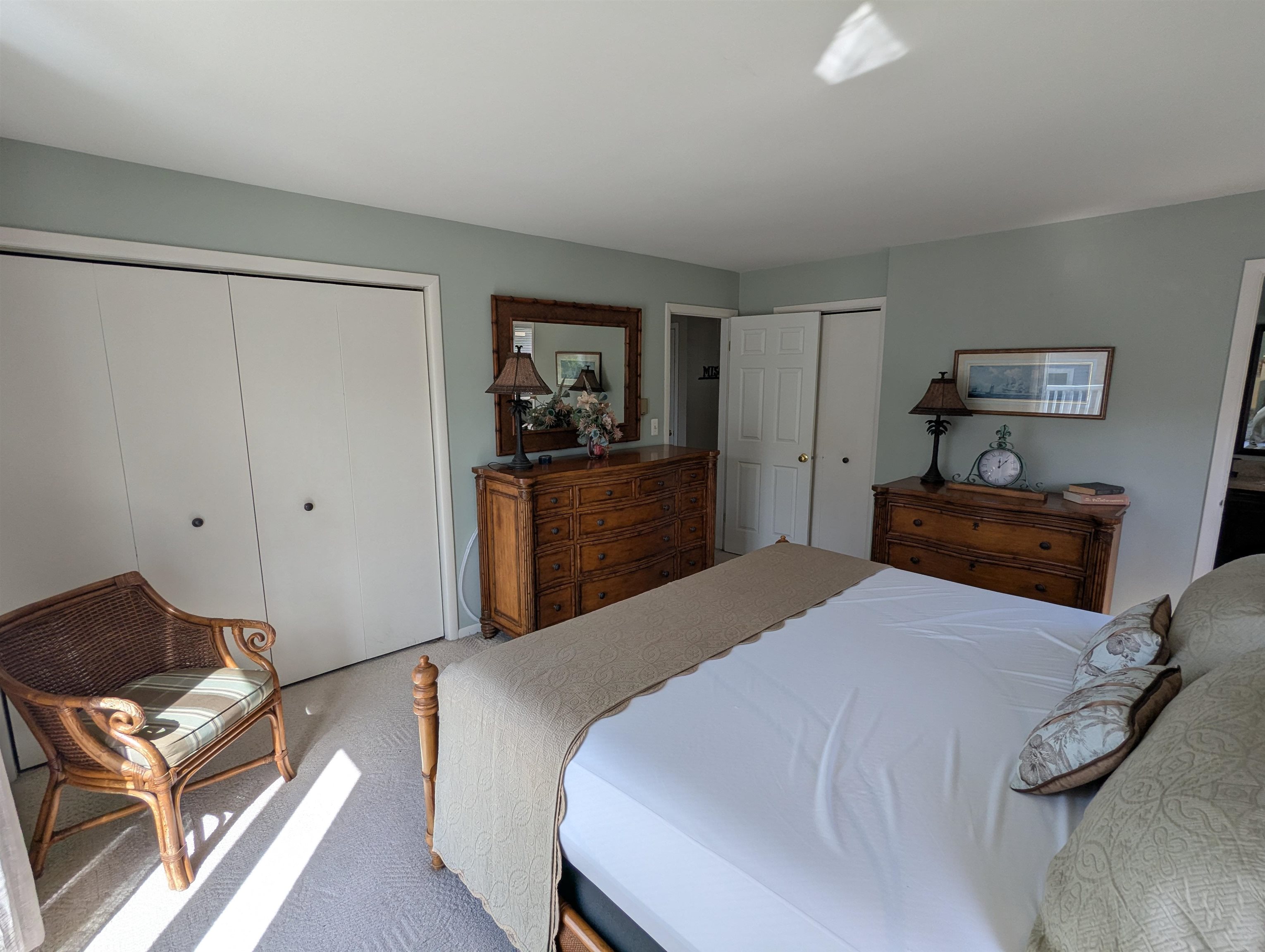 https://cdnparap40.paragonrels.com/ParagonImages/Property/P4/CAPEMAY/253103/16/0/0/f852f520fbcd9334e62bc49e6f67c4c1/1/5ae5054aef2f78dd467dee49ca21a972/253103-a31bc670-8d1c-4921-892b-1a4f25c6d1dc.JPG
