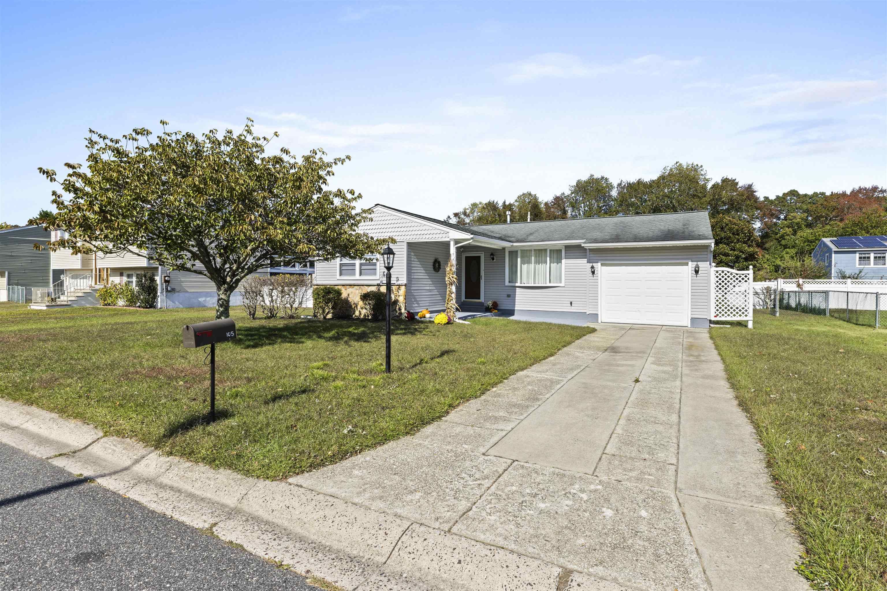  105 Pontaxit Avenue - North Cape May