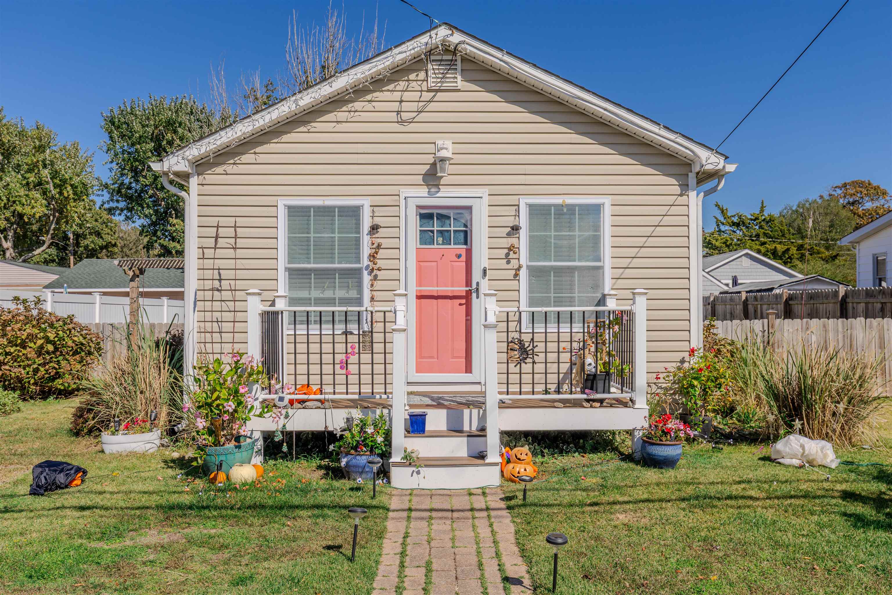 143 Arbor Road - Villas