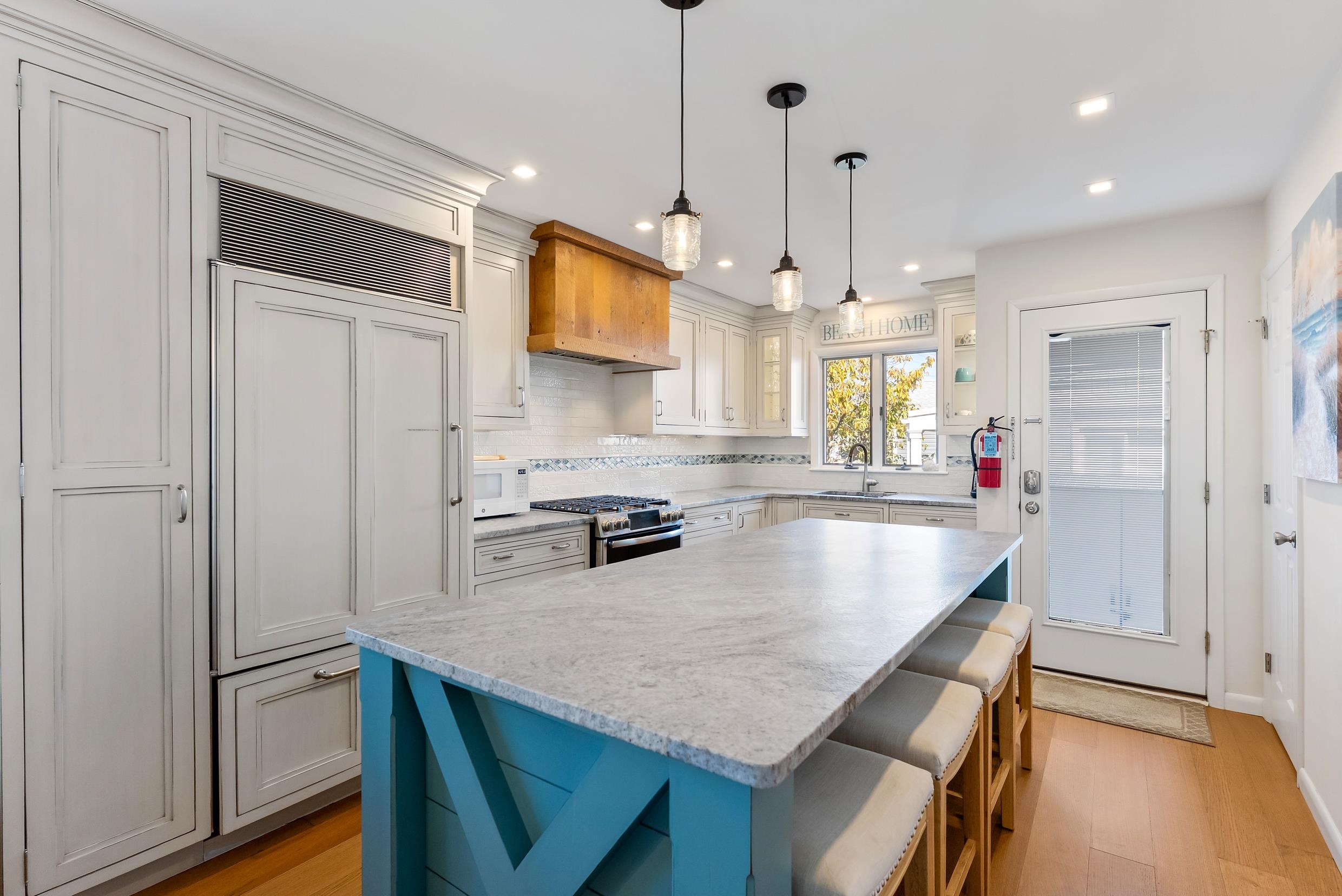 6909 Pacific Avenue, Wildwood Crest NJ - Picture 2