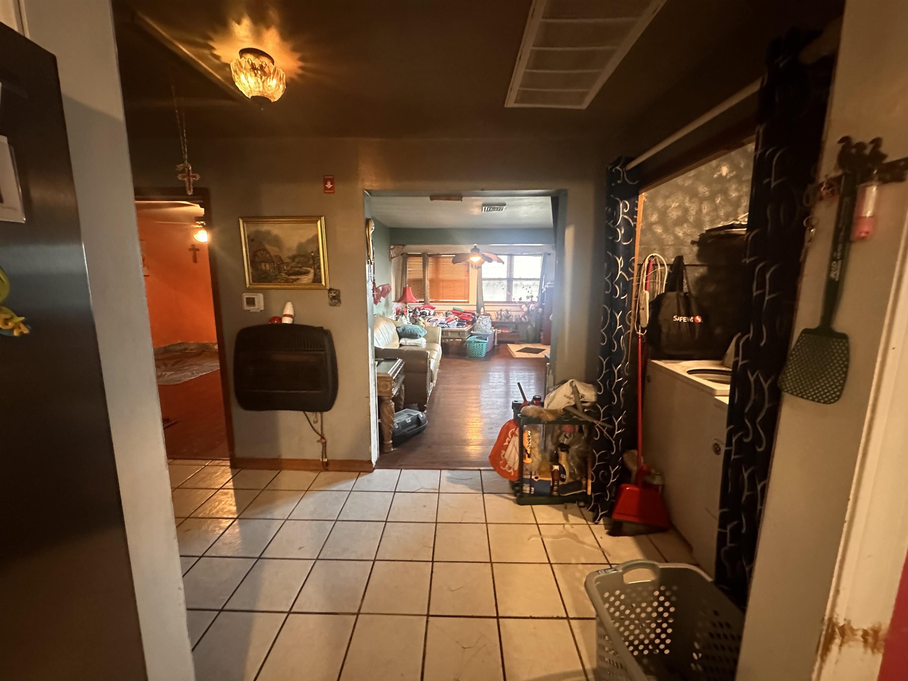 409 Clay Street - Picture 4