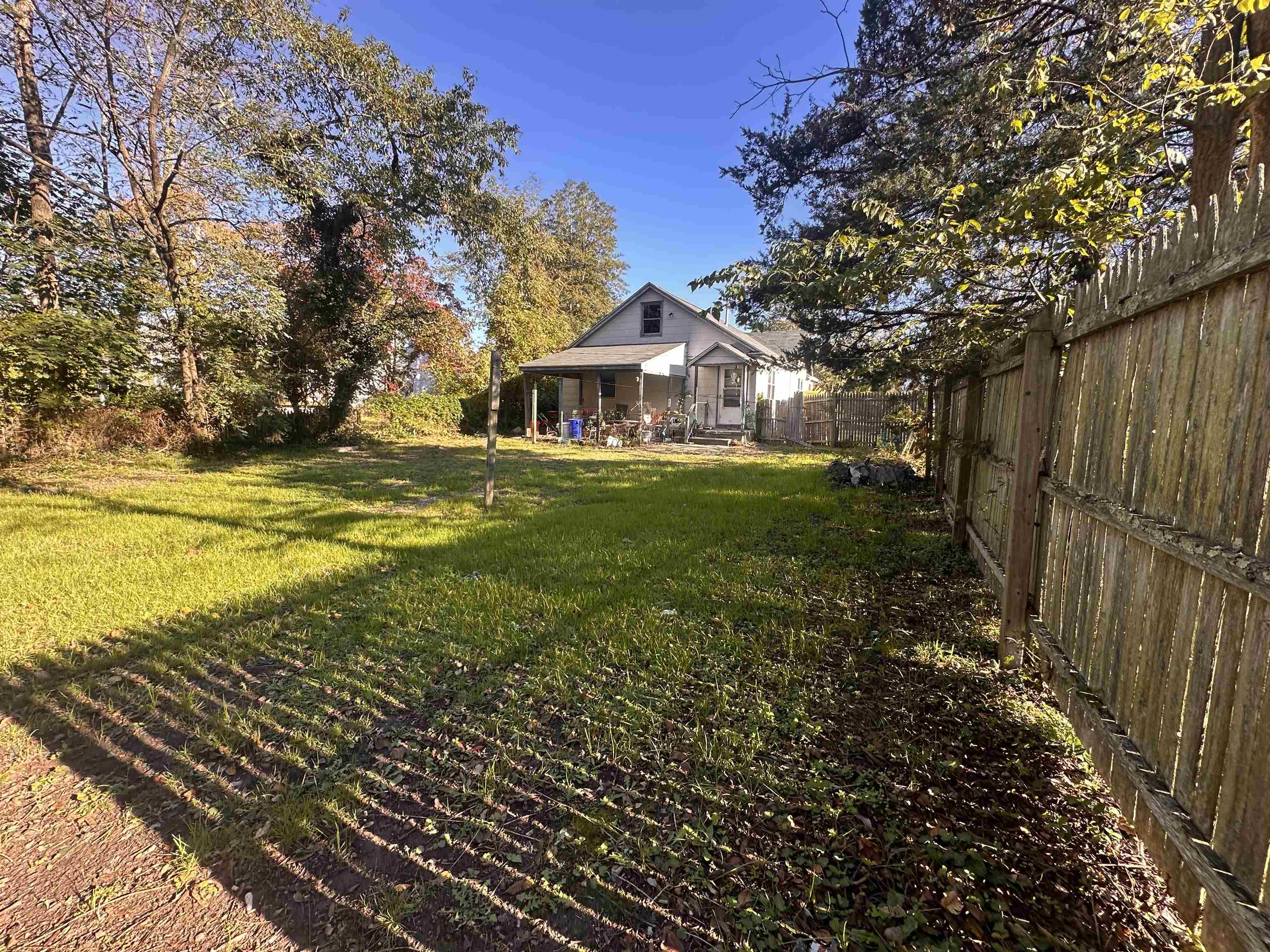 409 Clay Street - Picture 9