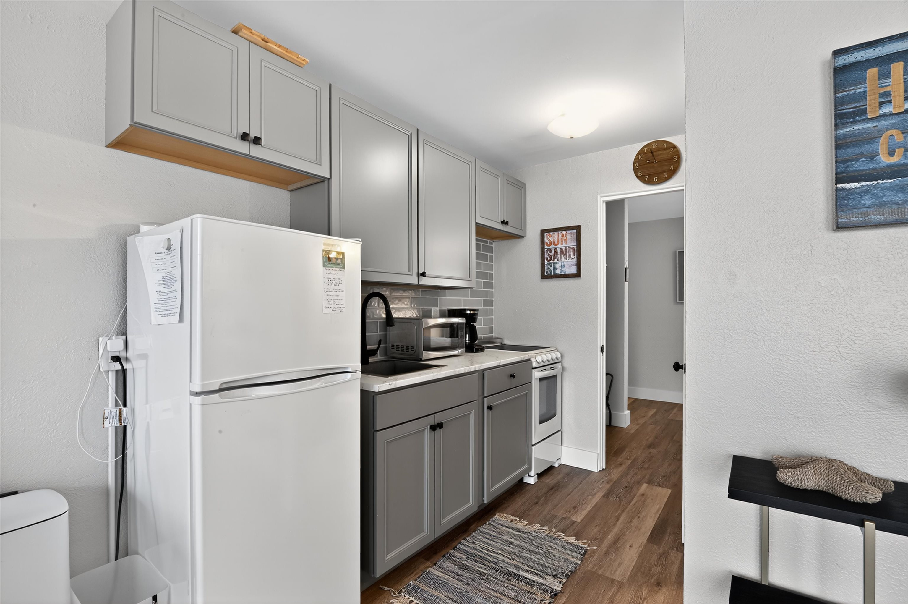 333 E 4th Avenue - Picture 20