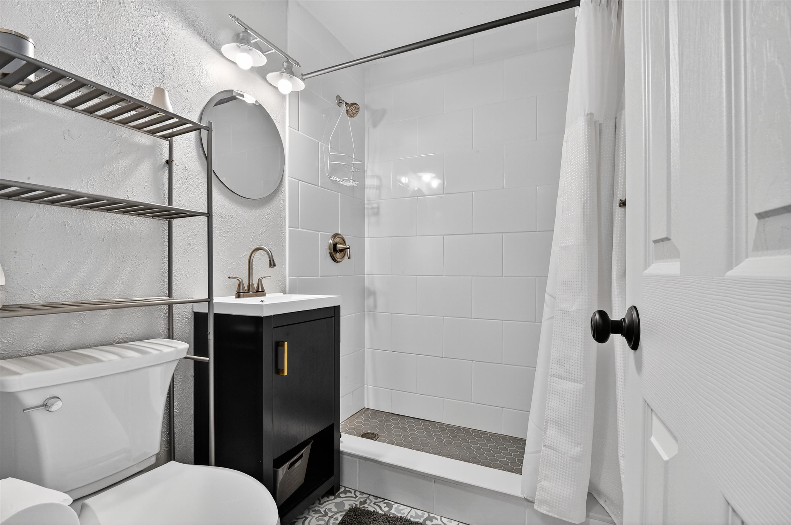 333 E 4th Avenue - Picture 21