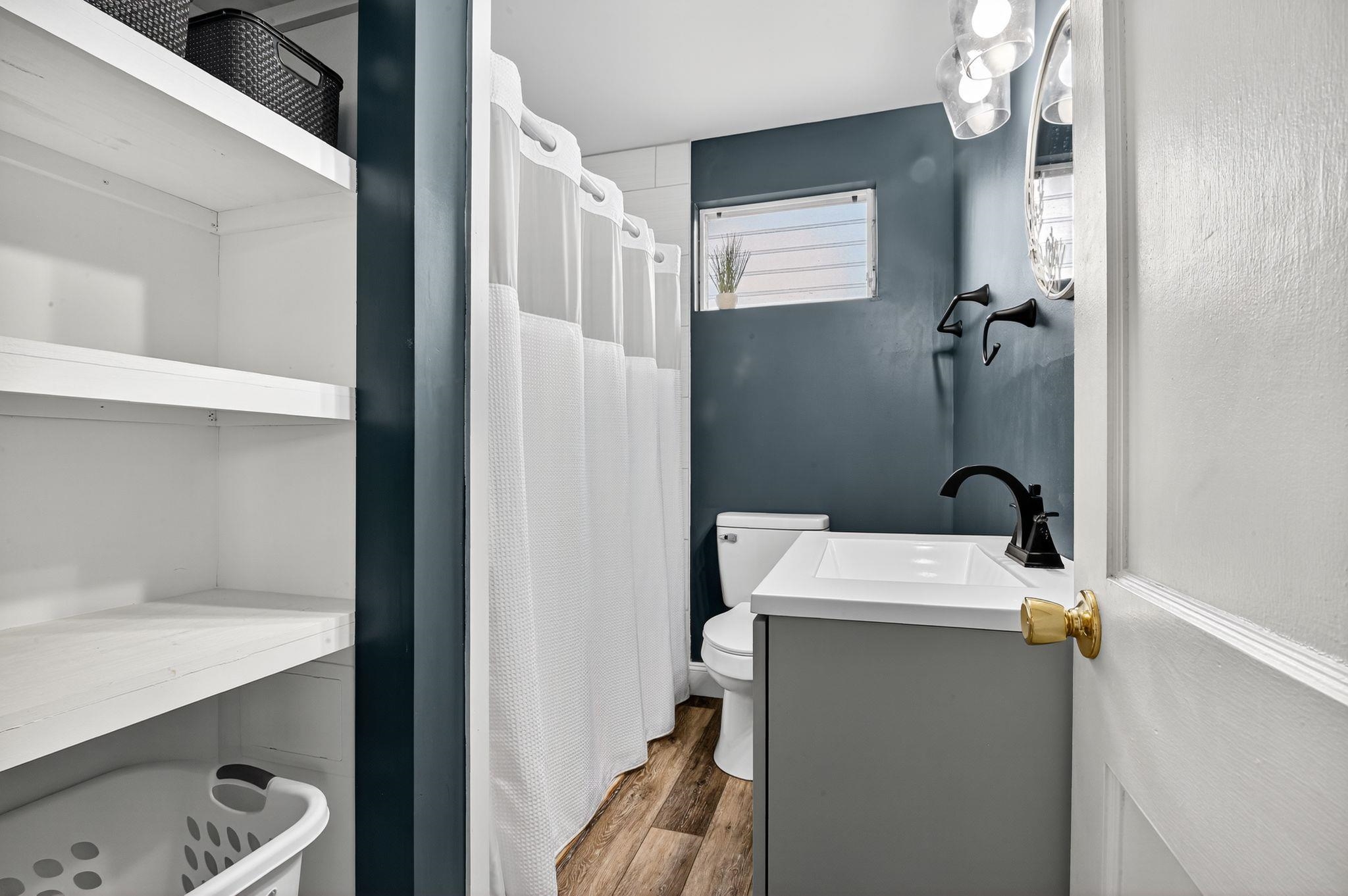 333 E 4th Avenue - Picture 8