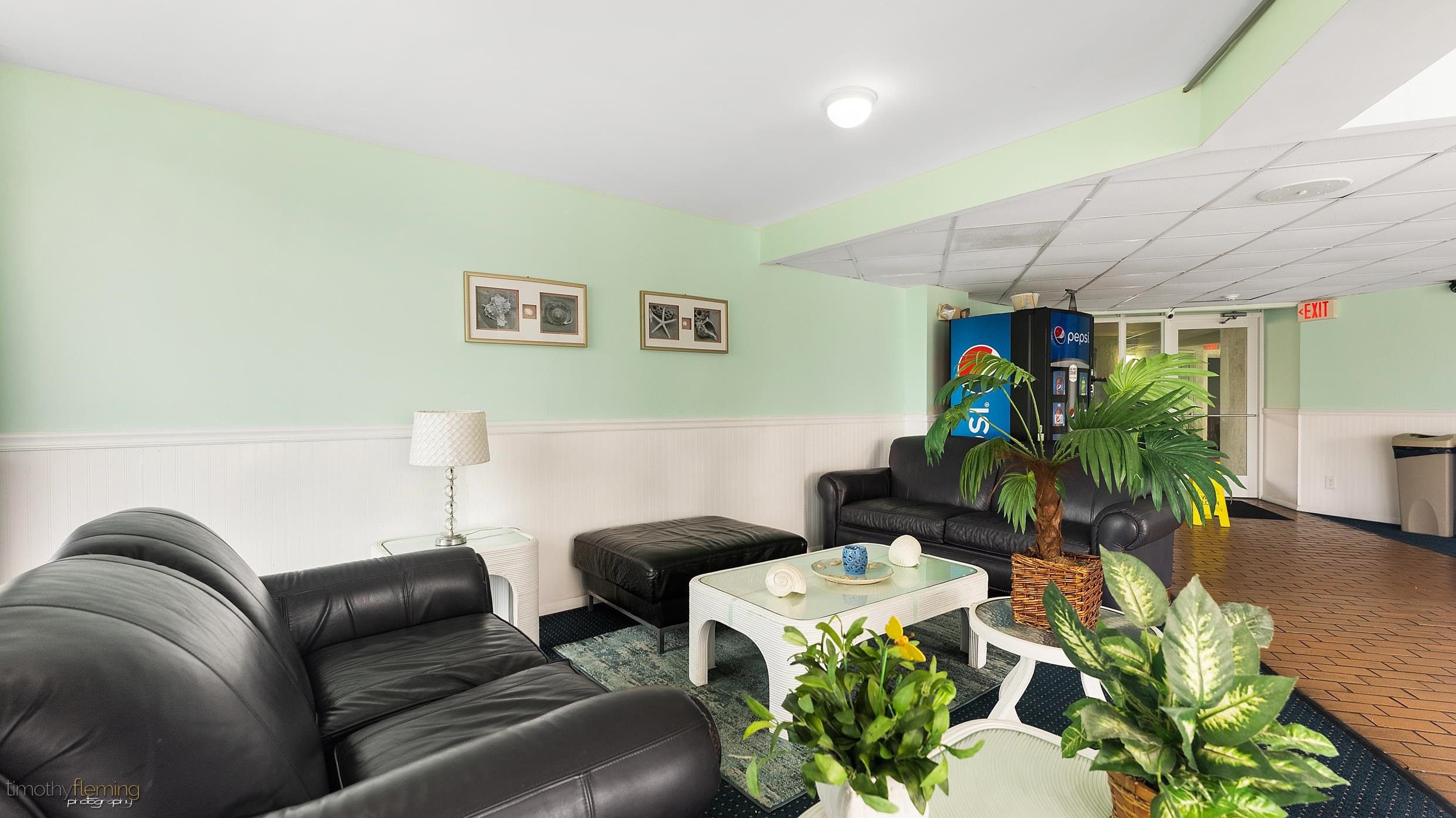 225 E Wildwood Avenue - Picture 18