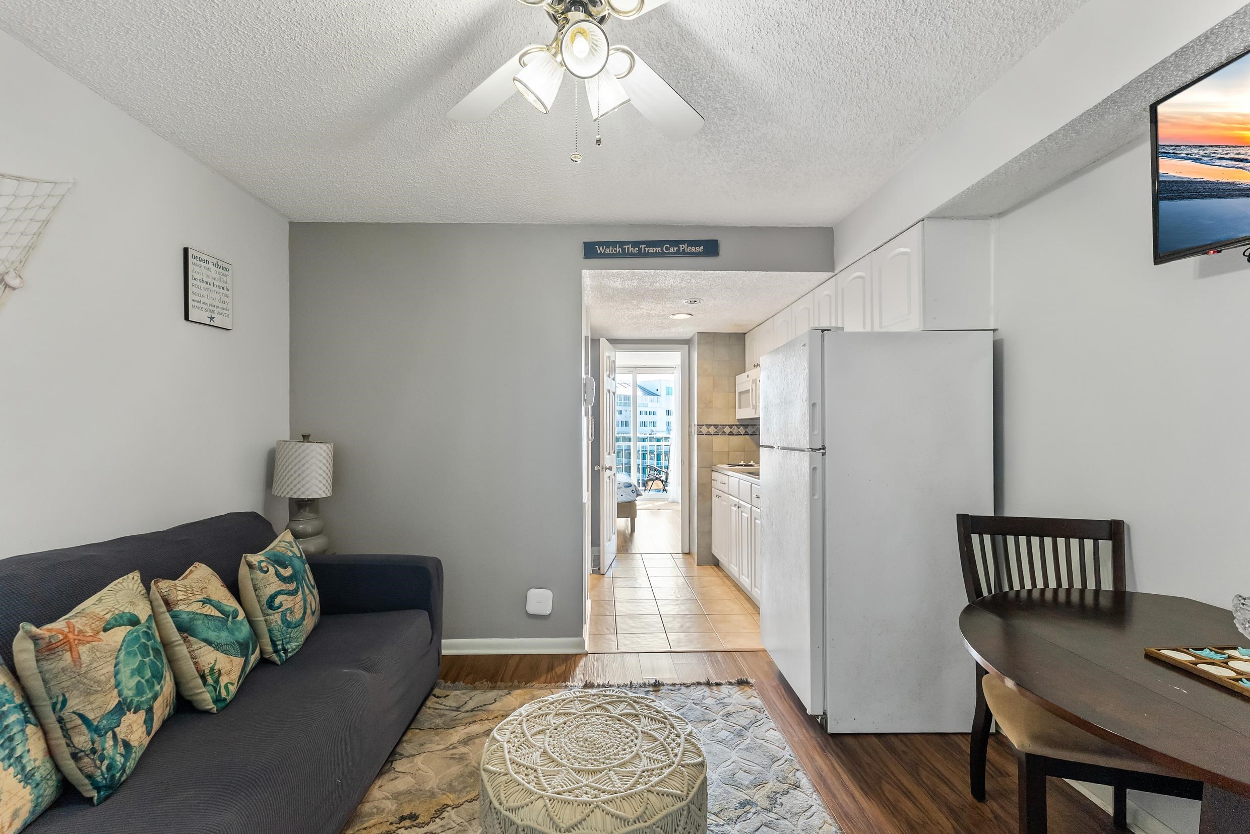 225 E Wildwood Avenue - Picture 7