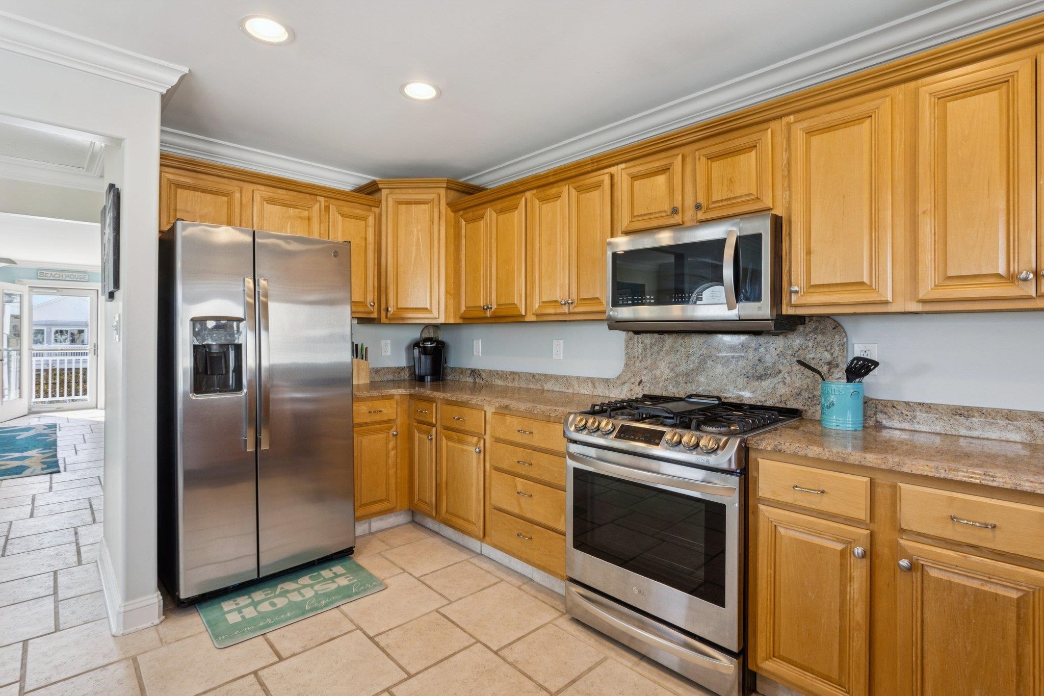 407 E 5th - Picture 14