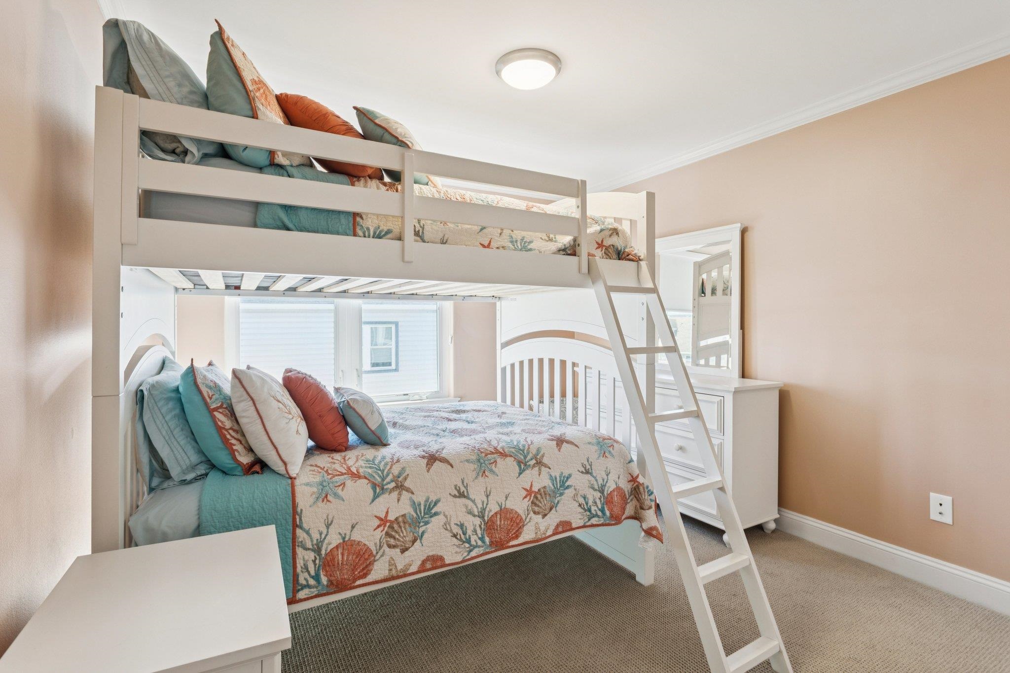 407 E 5th - Picture 24