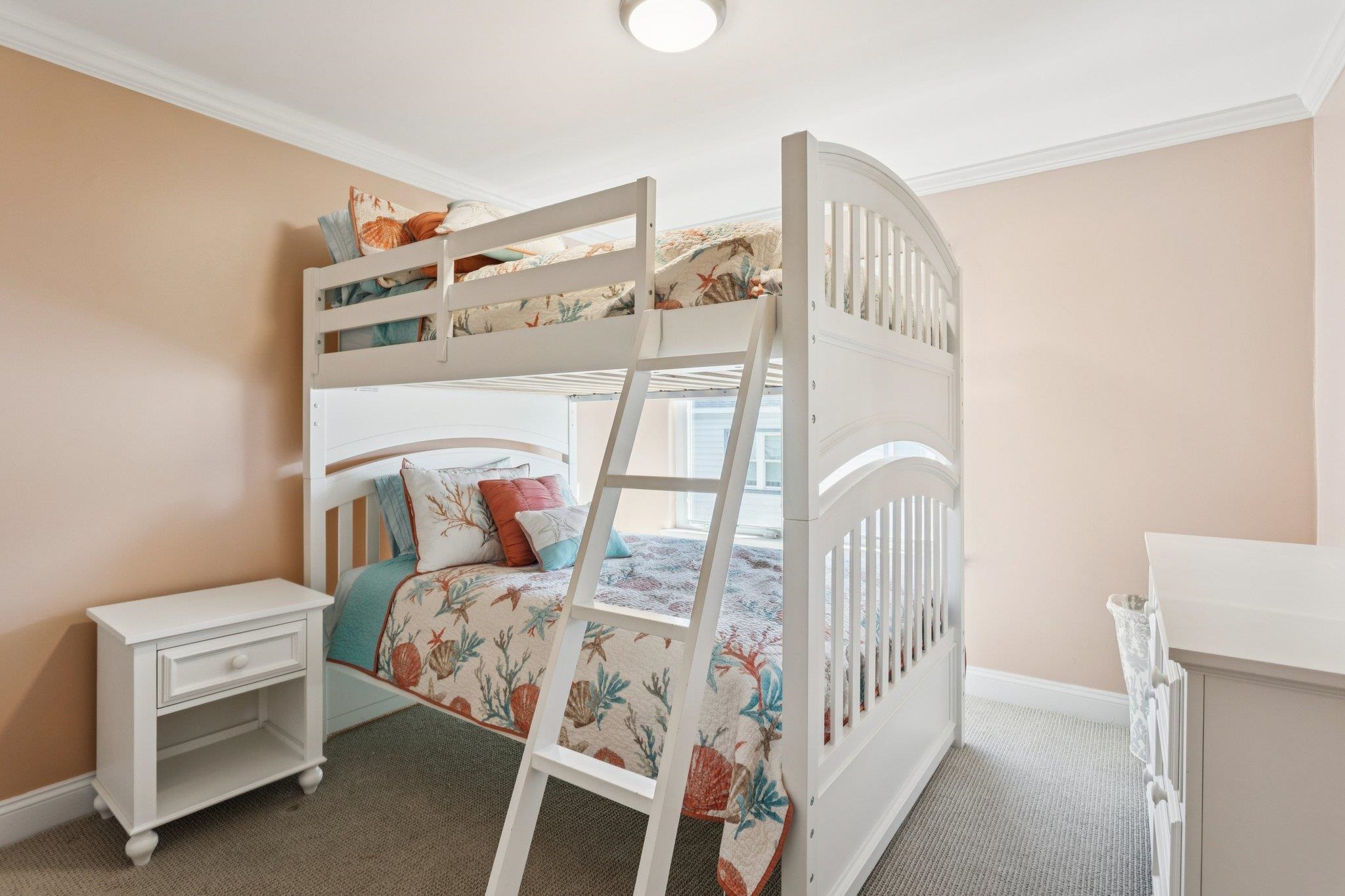 407 E 5th - Picture 25