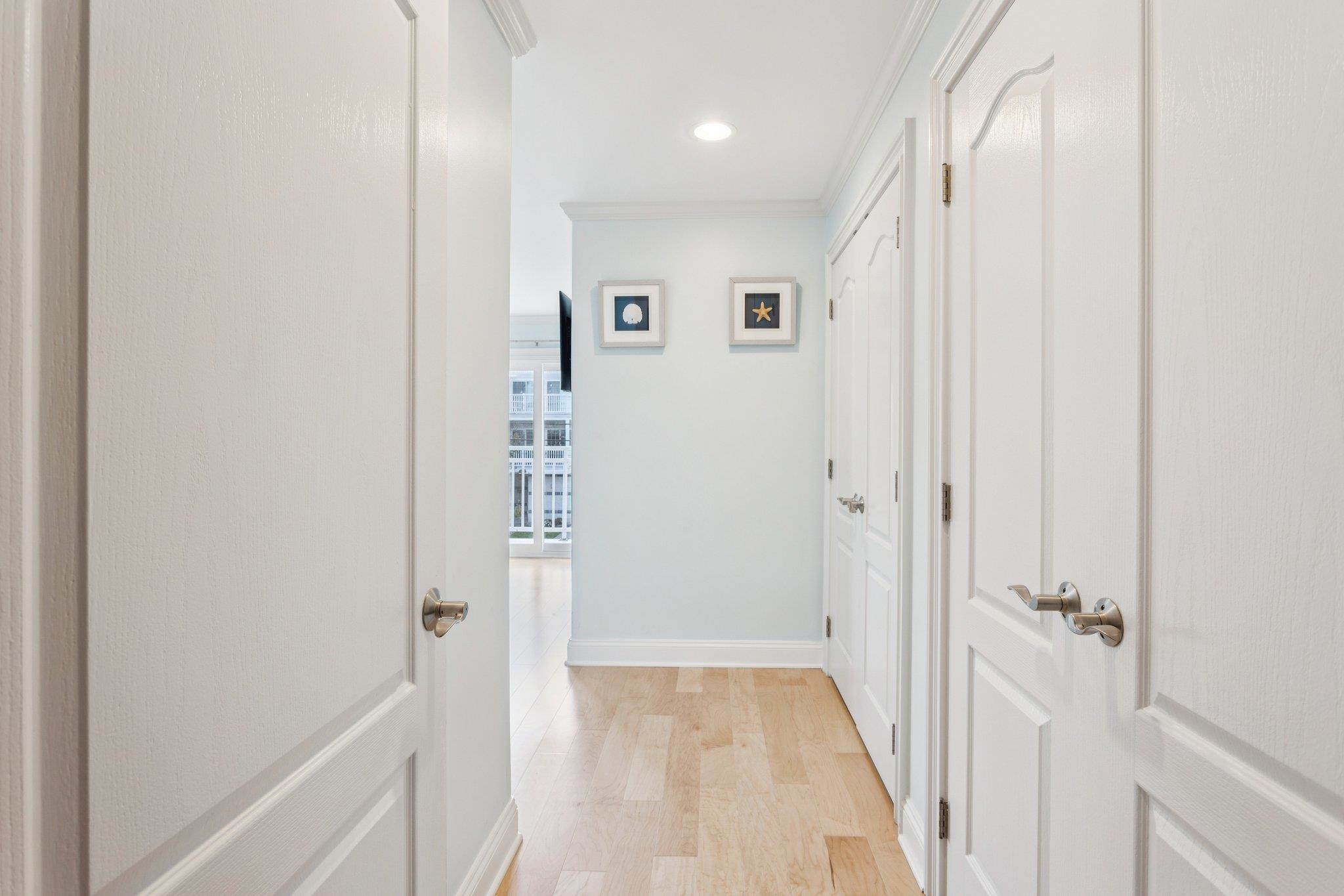 407 E 5th - Picture 29