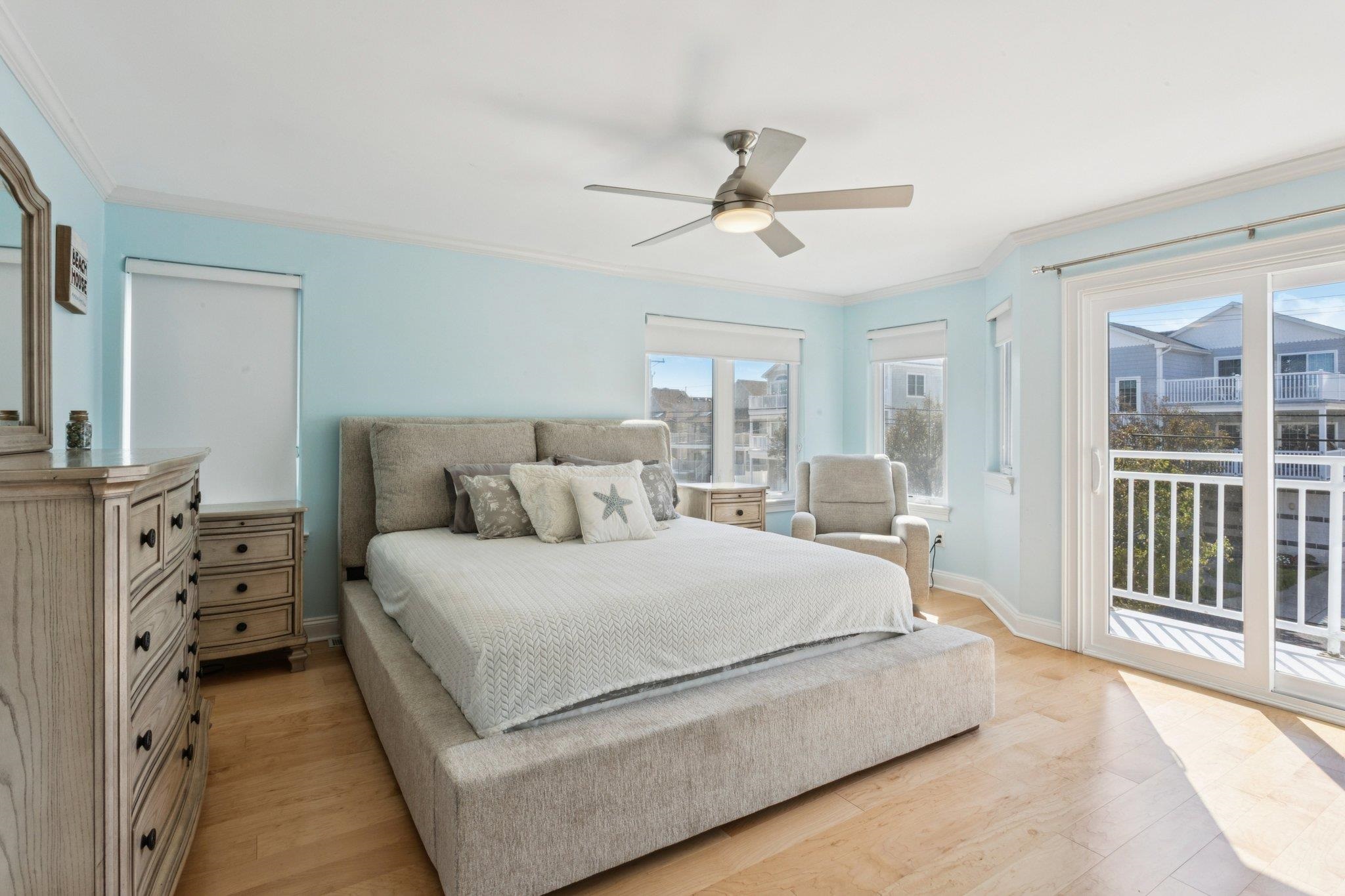 407 E 5th - Picture 31