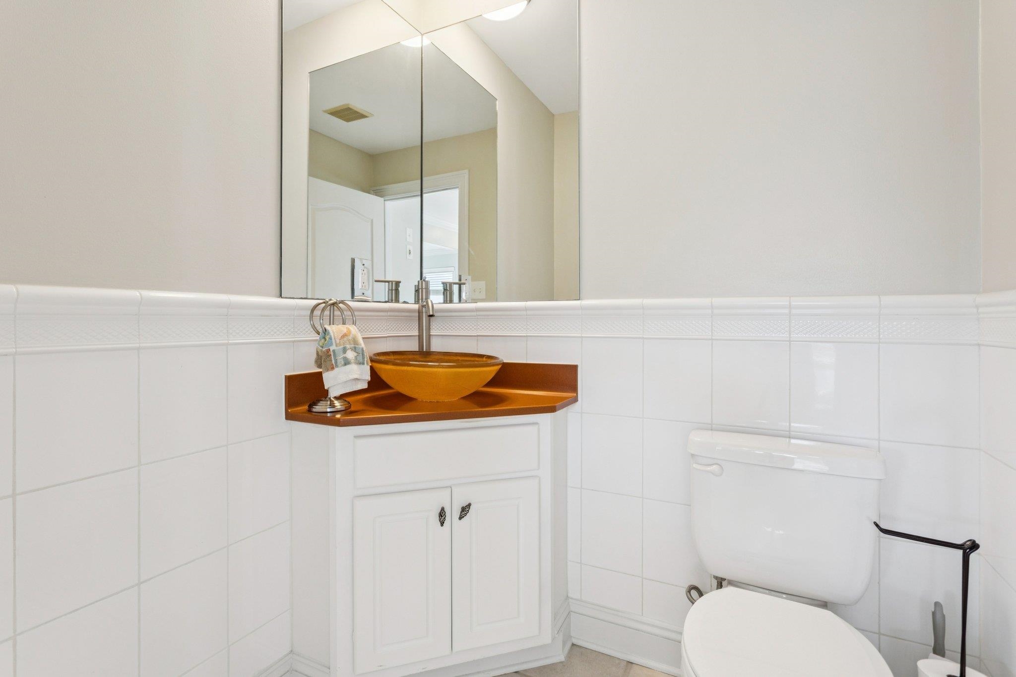 407 E 5th - Picture 33