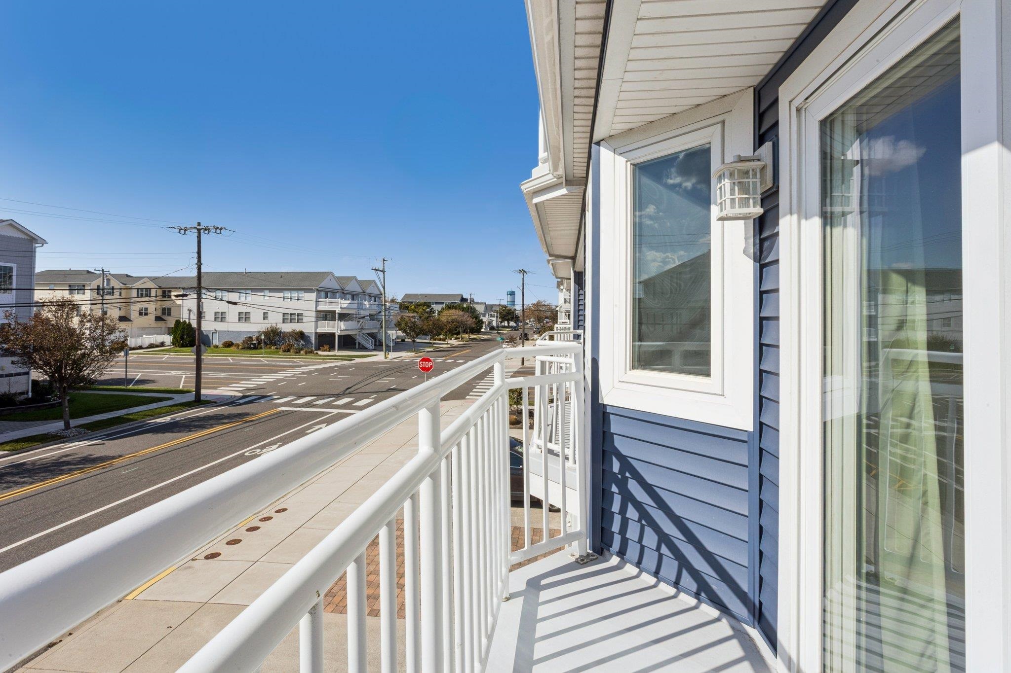 407 E 5th - Picture 37