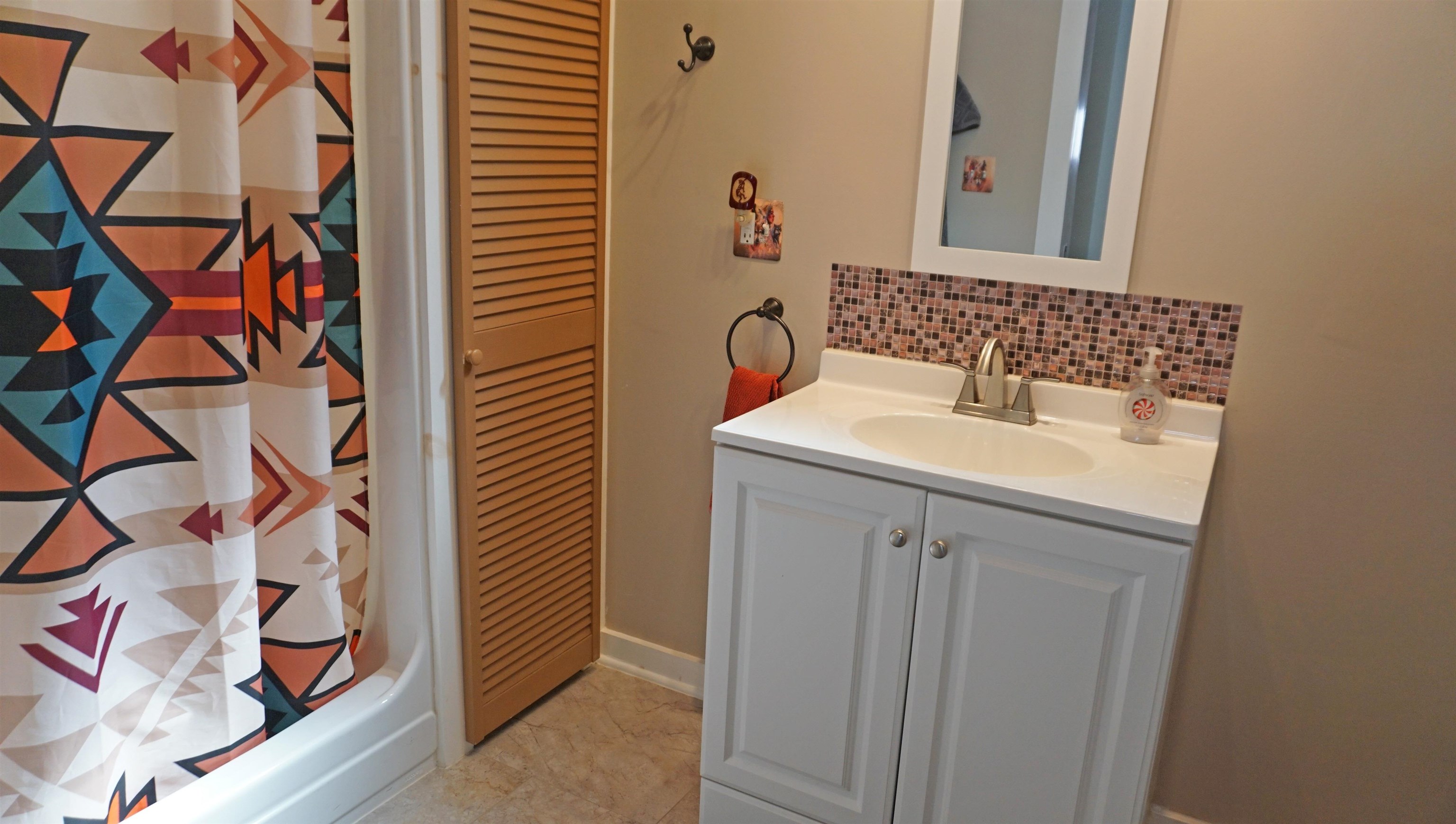 8808 Landis Avenue - Picture 10