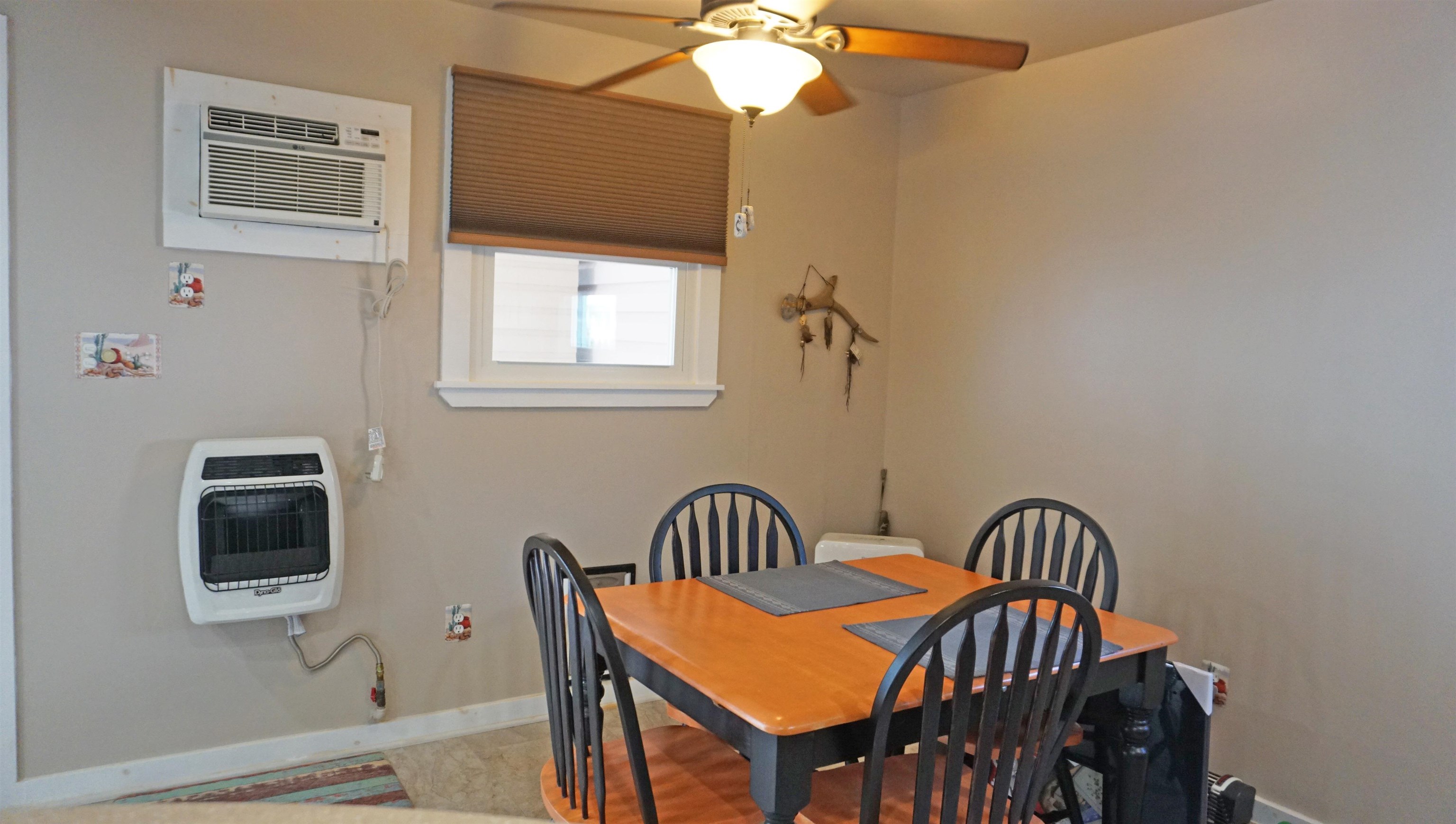 8808 Landis Avenue - Picture 17