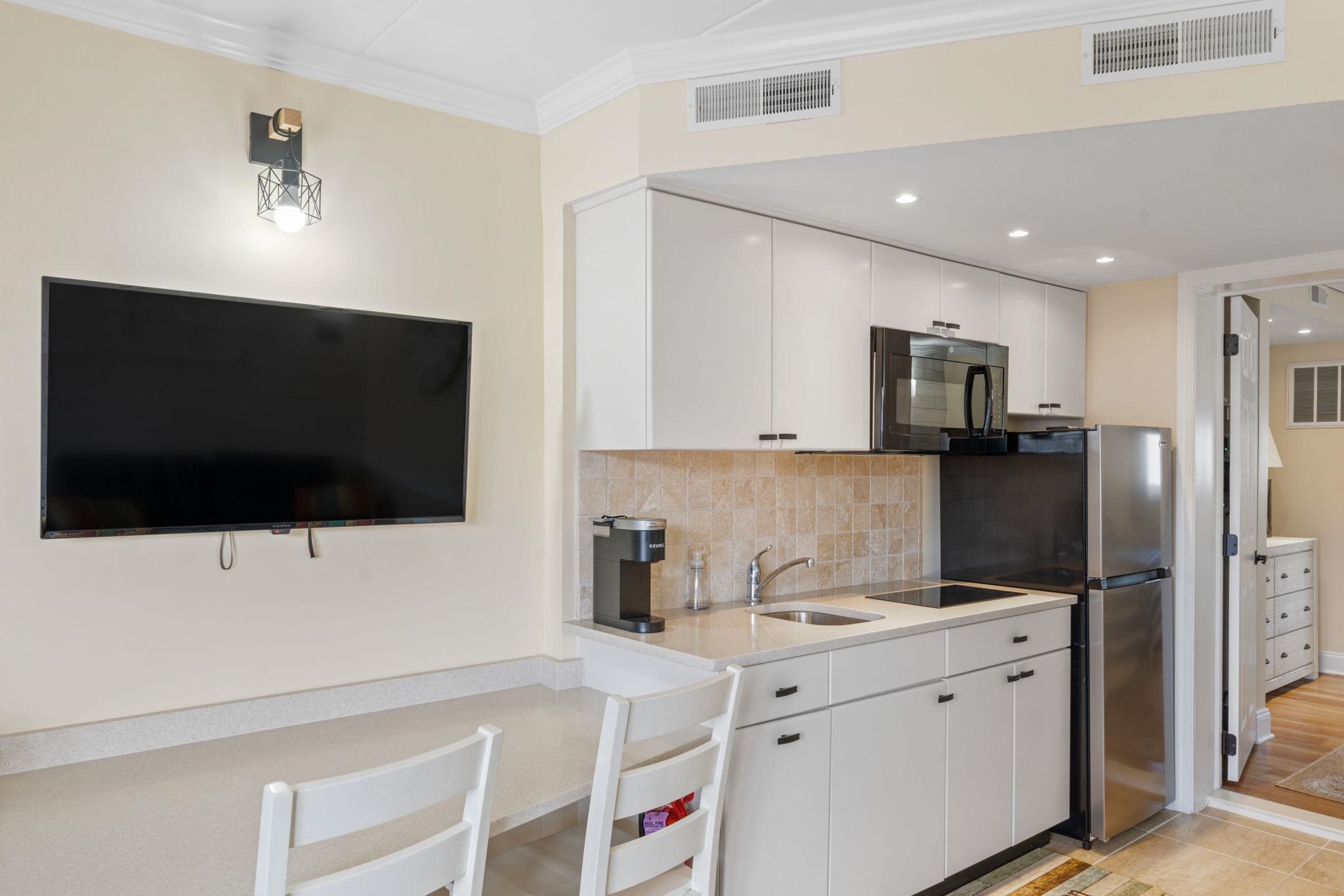 7888 Dune Drive - Picture 12