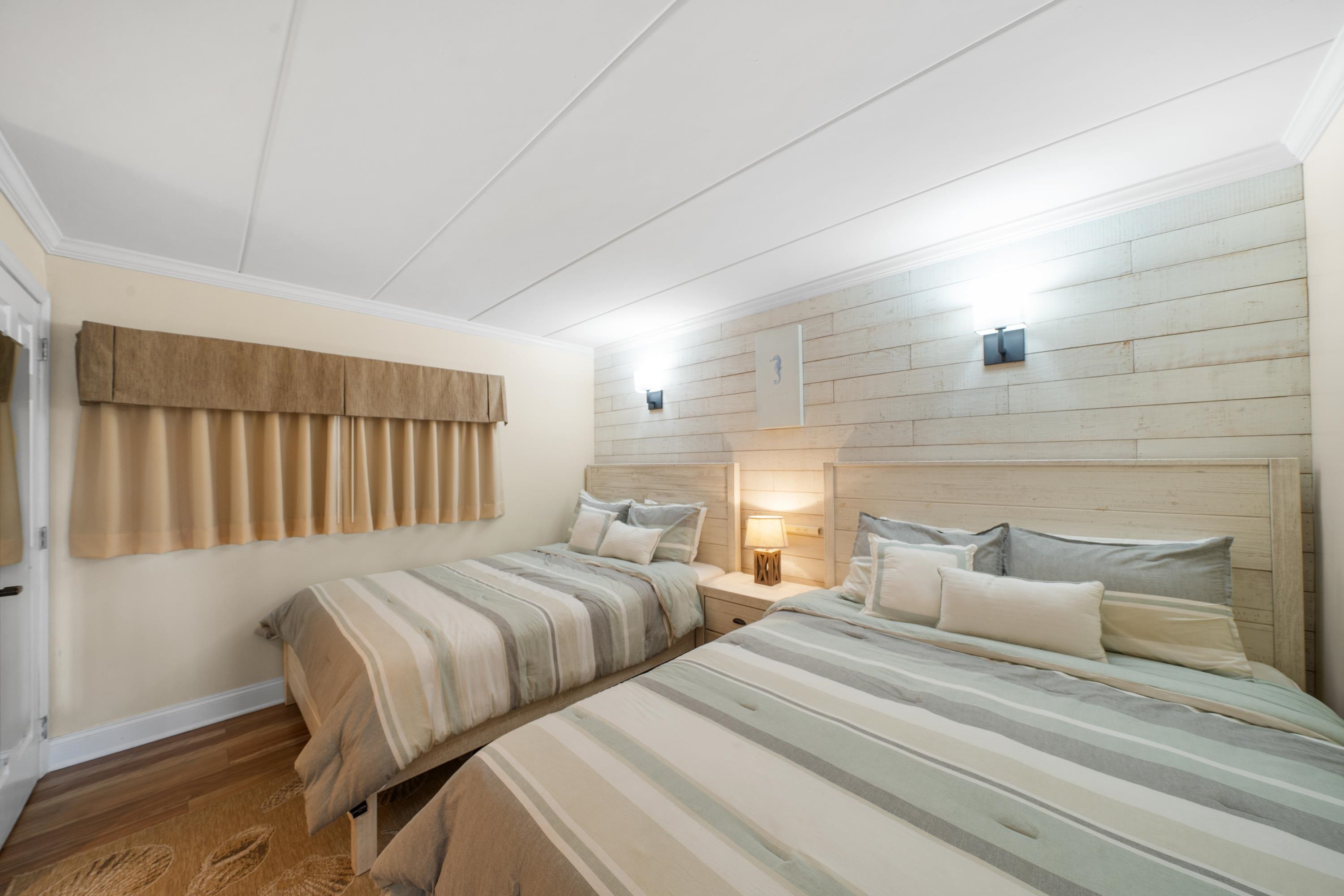 7888 Dune Drive - Picture 6