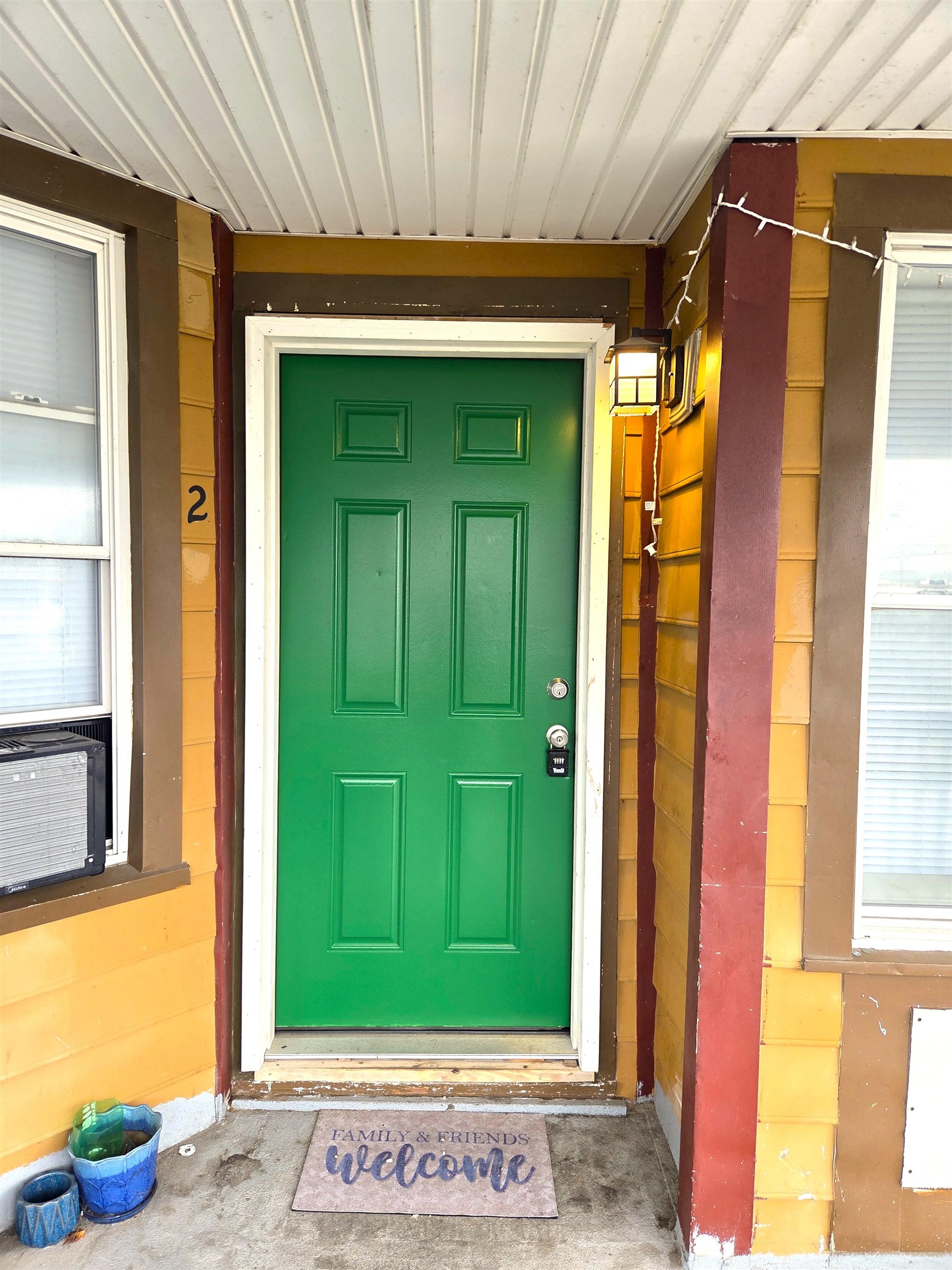 206 E Glenwood Avenue