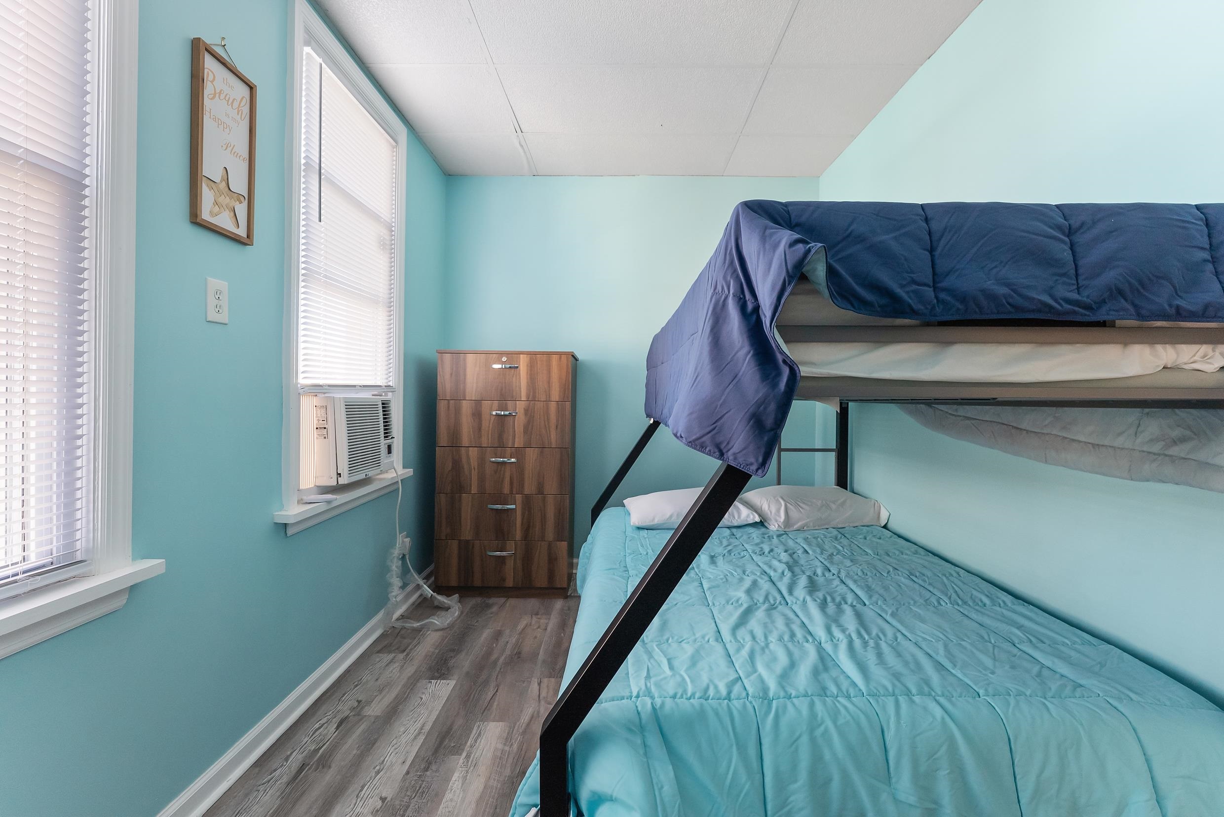 107 E Magnolia Avenue