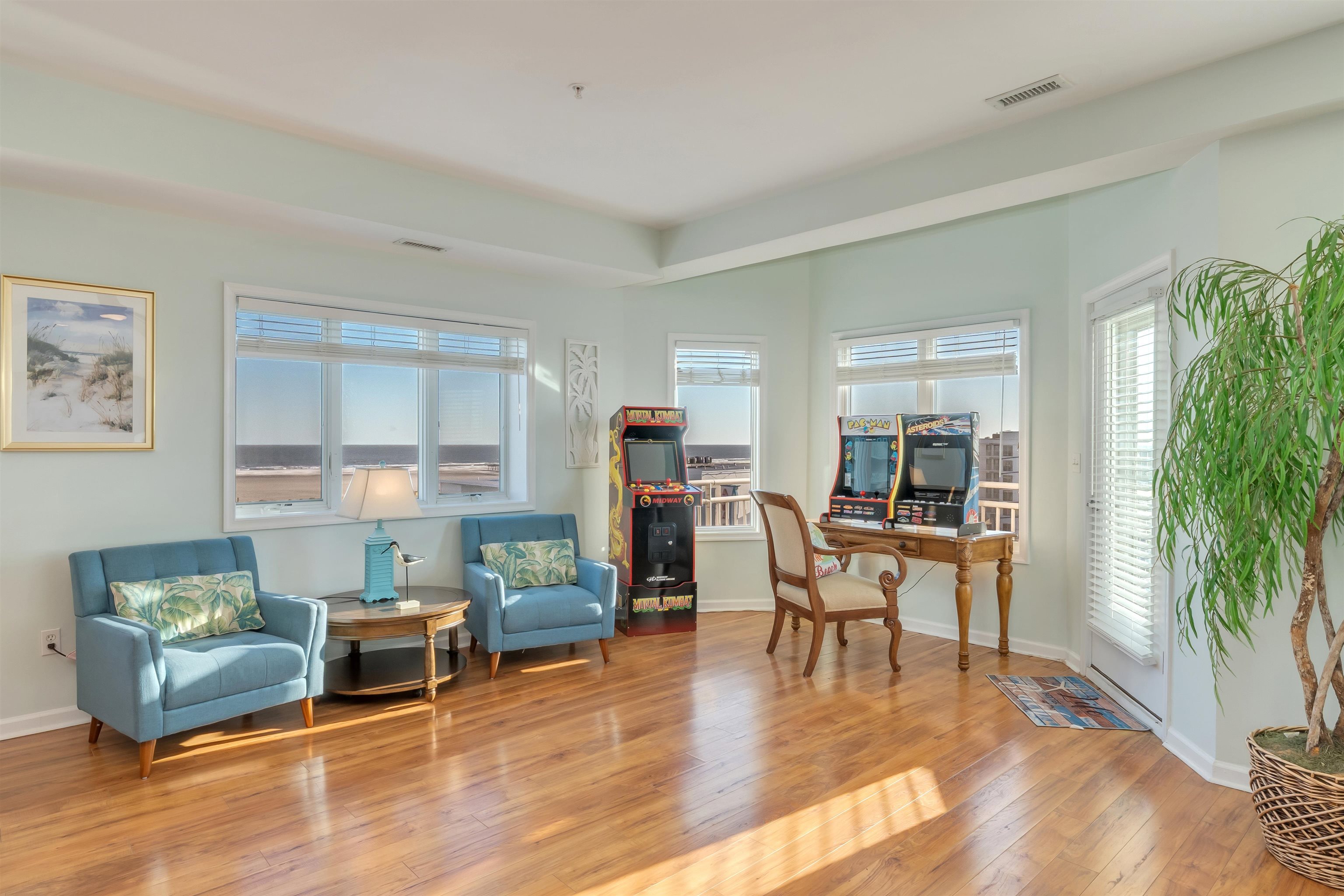 411 E Morning Glory Road