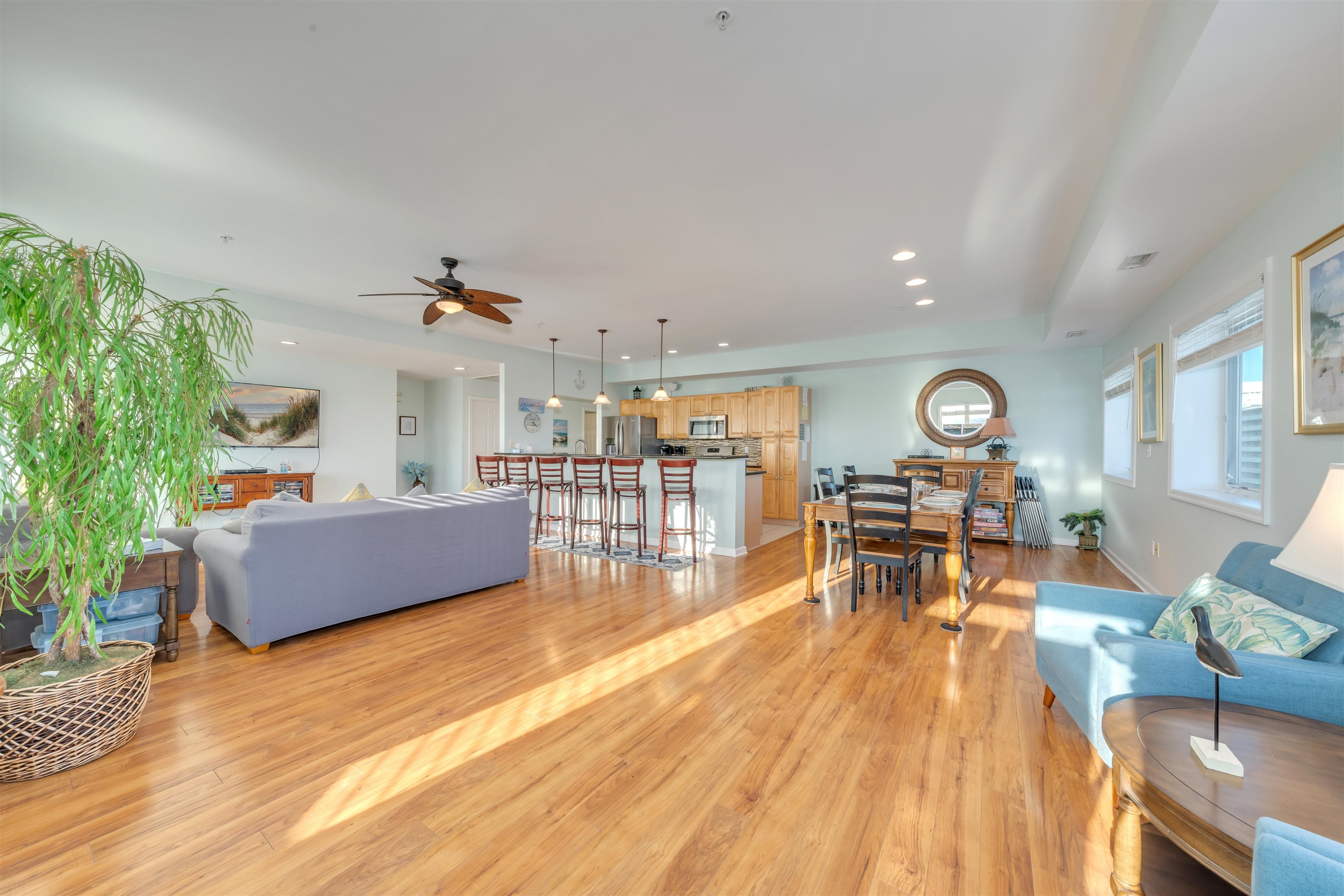 411 E Morning Glory Road