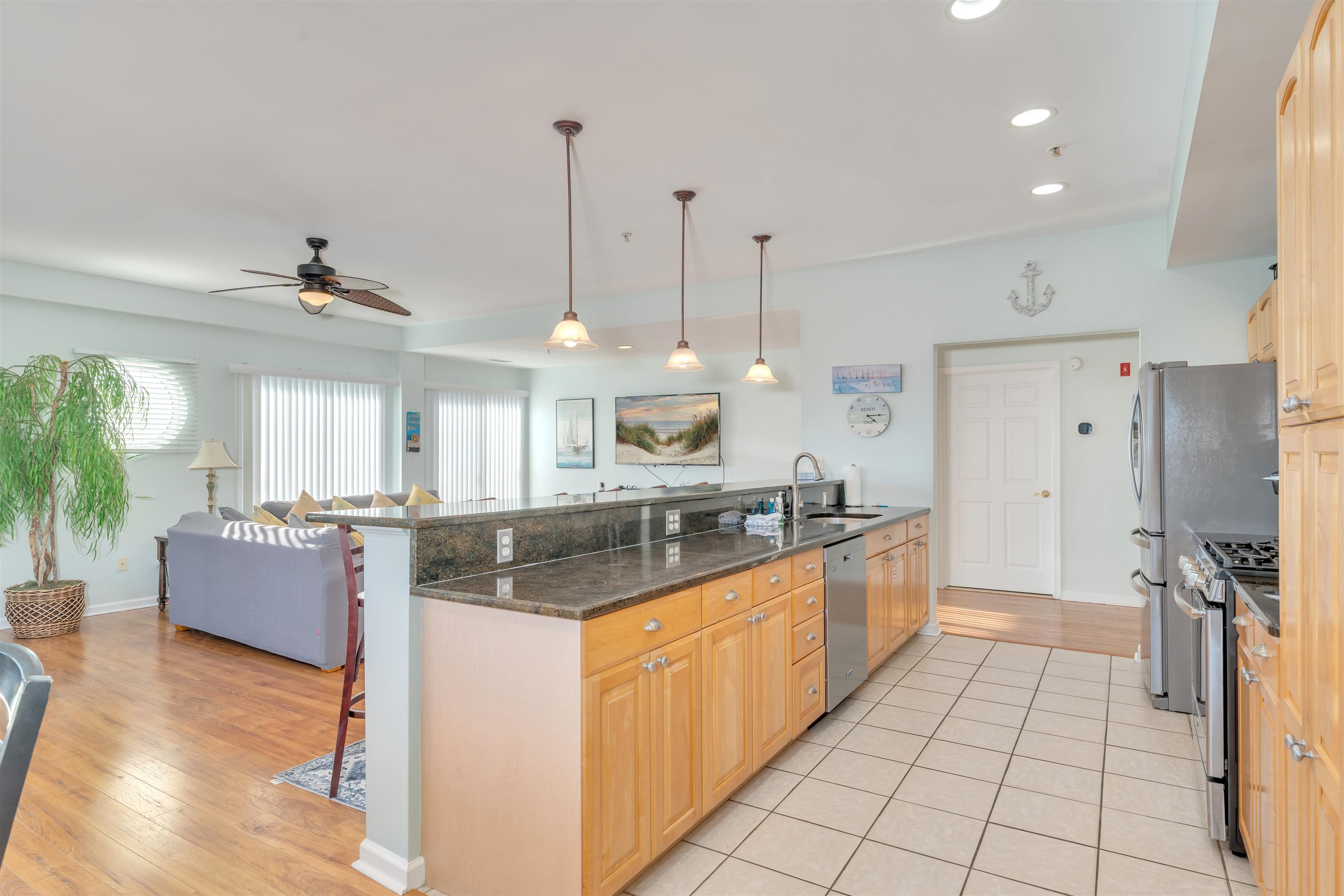 411 E Morning Glory Road