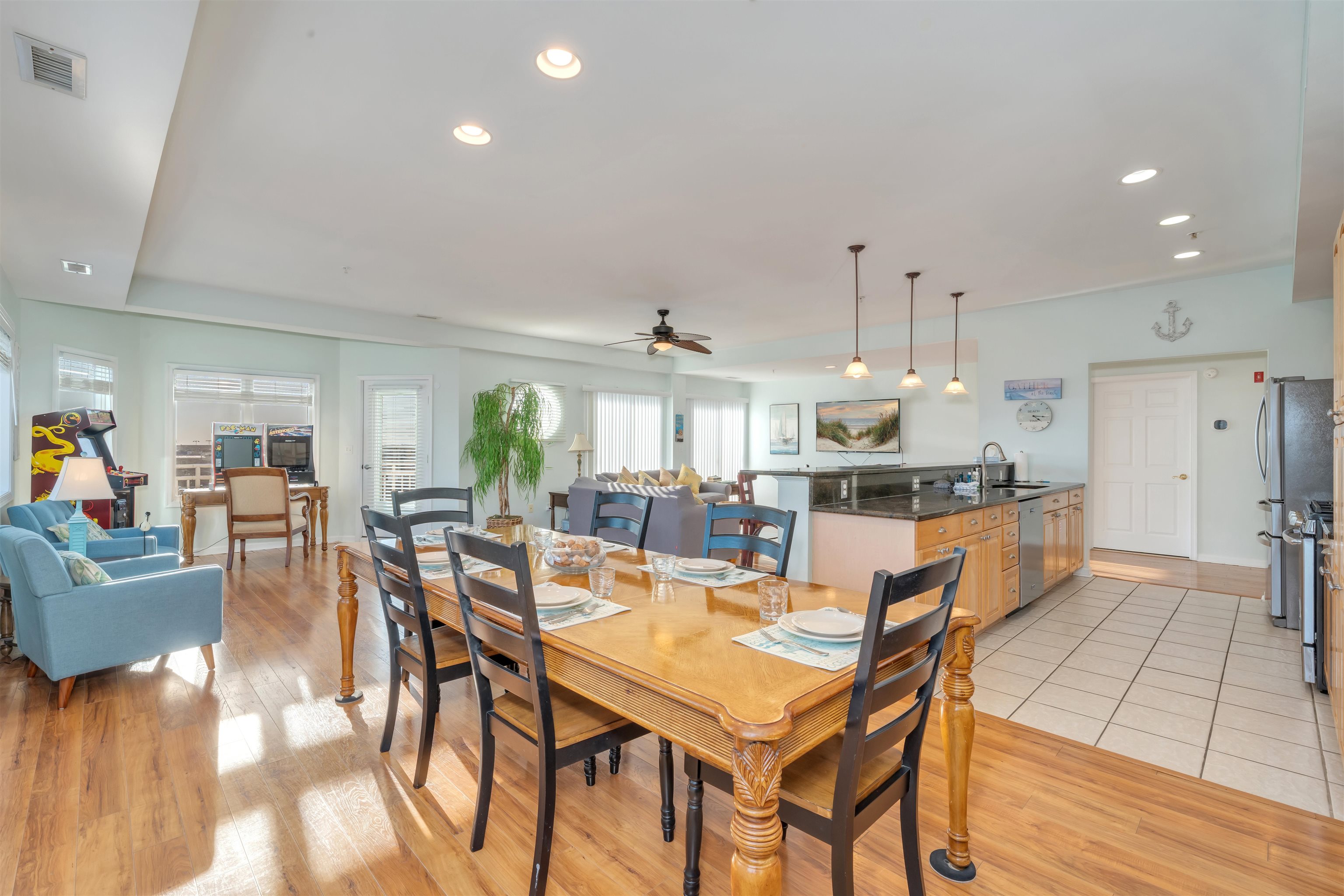 411 E Morning Glory Road