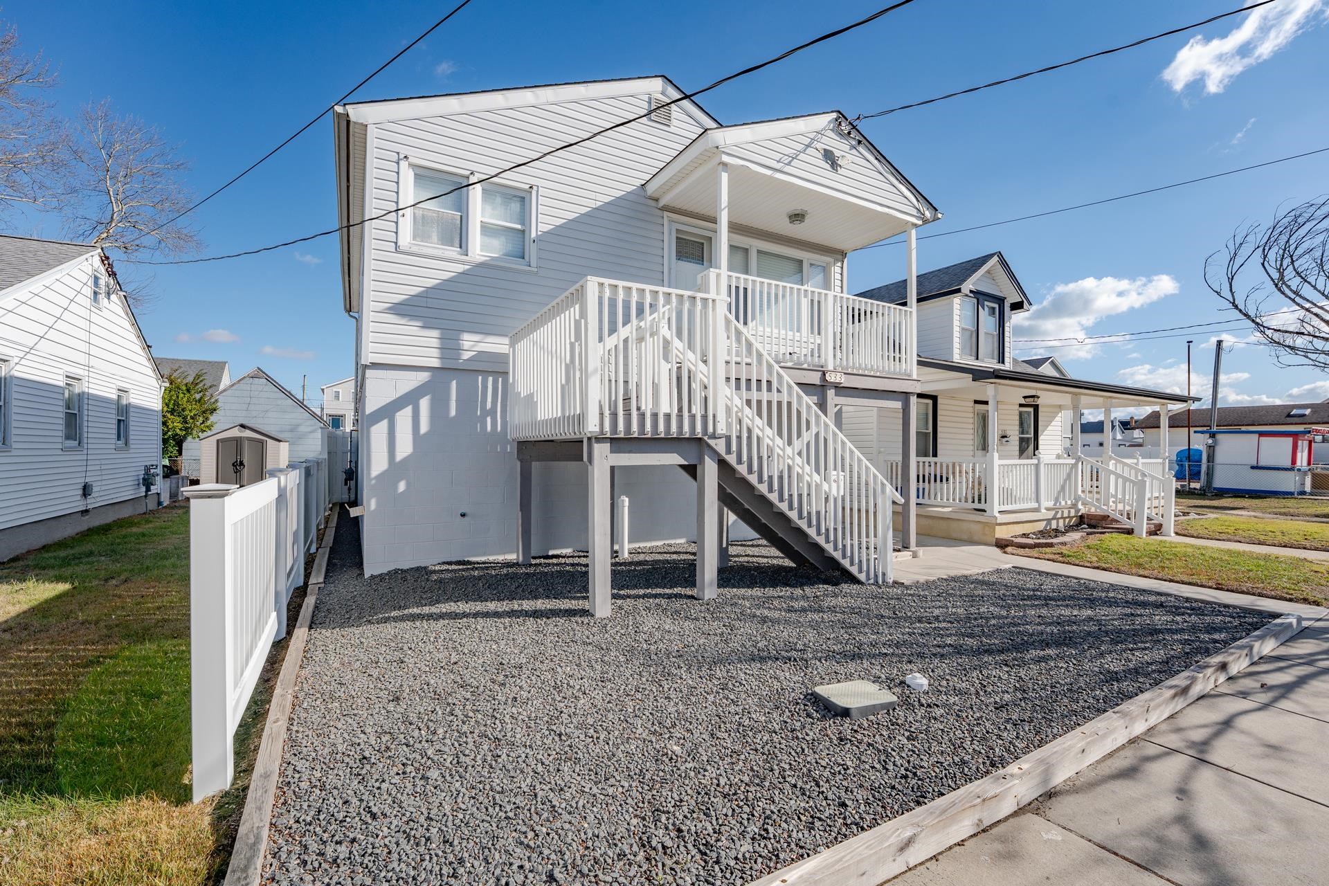 533 W Glenwood Avenue