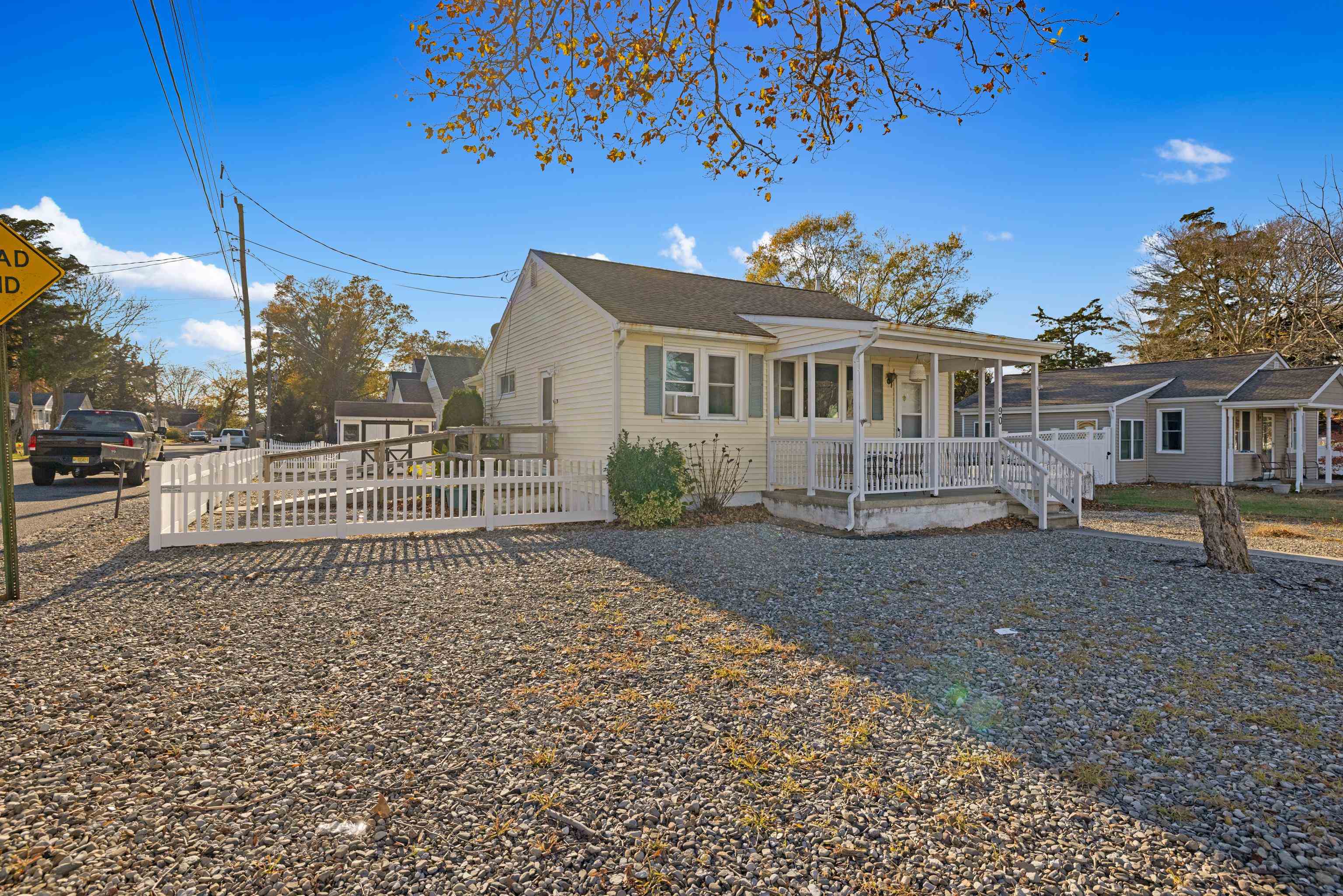 90 Wildwood Avenue - Villas