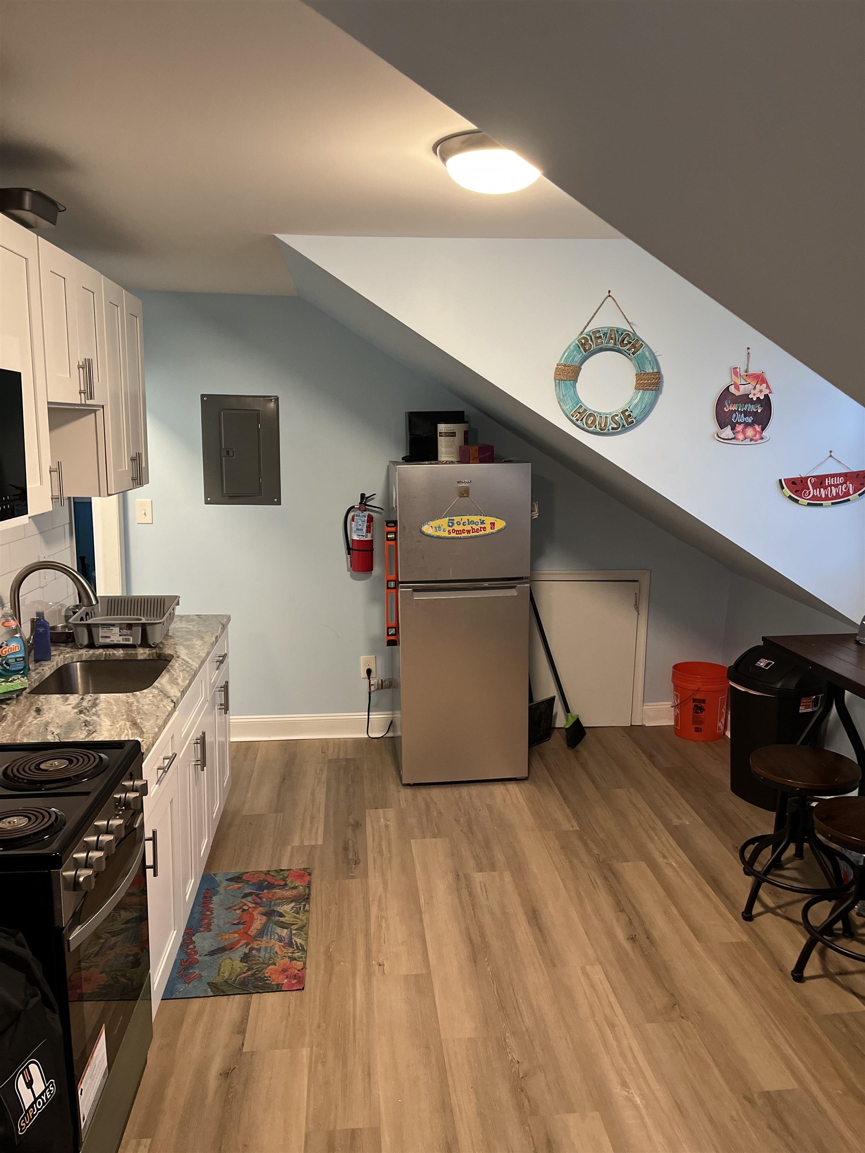 119 E Garfield Avenue