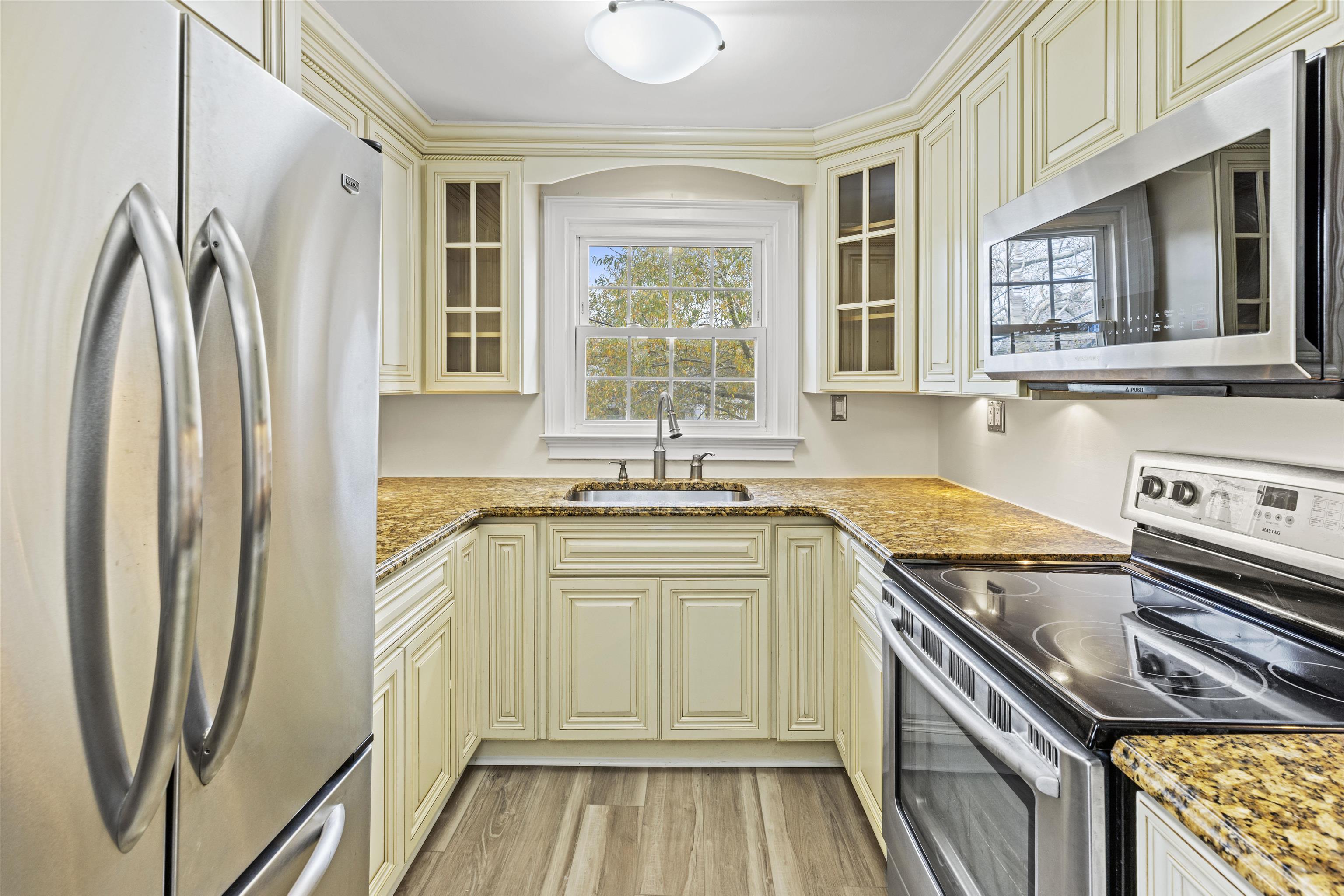 1001 Washington Street